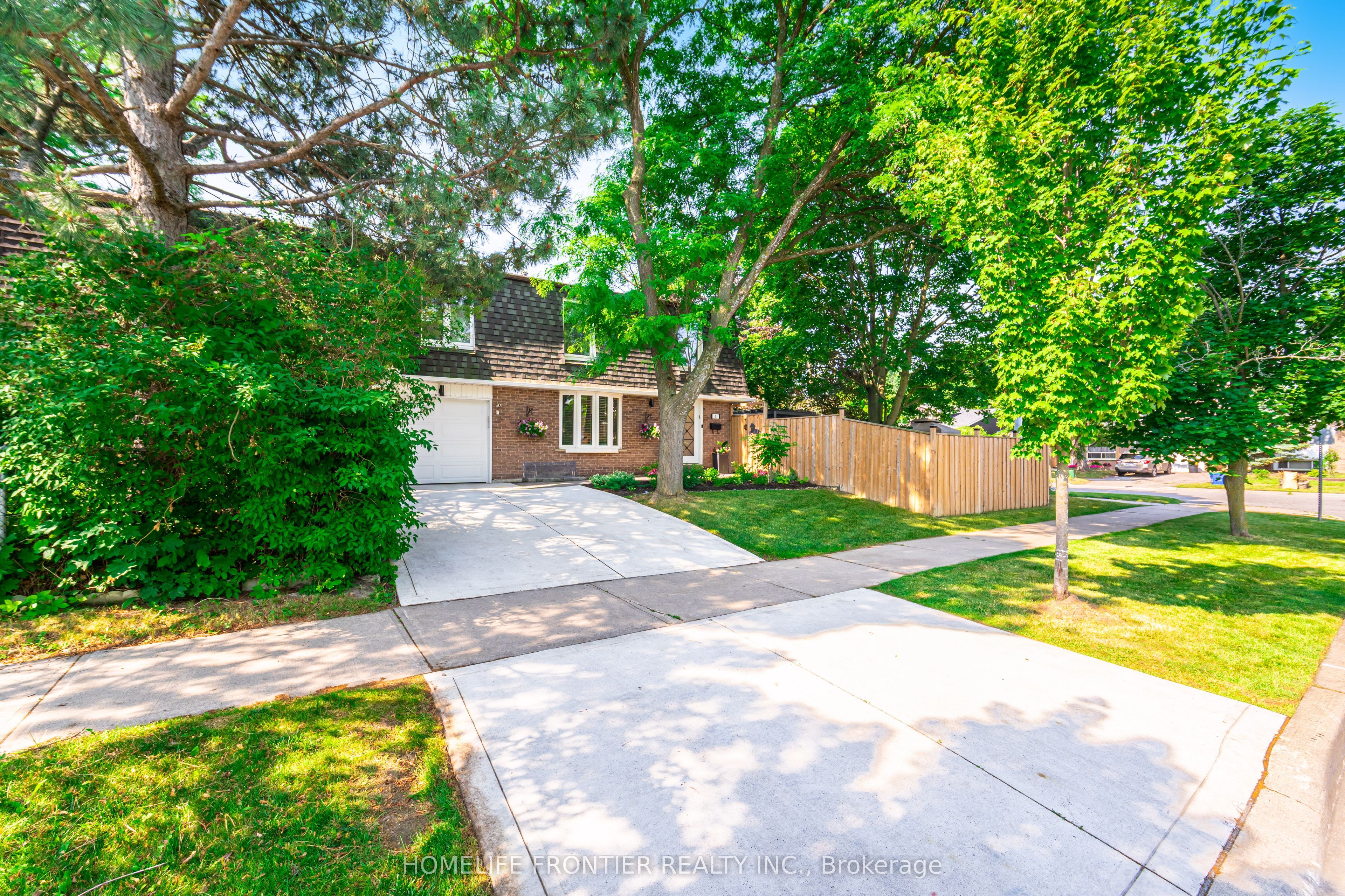 1 Denava Gate Property Photo 5