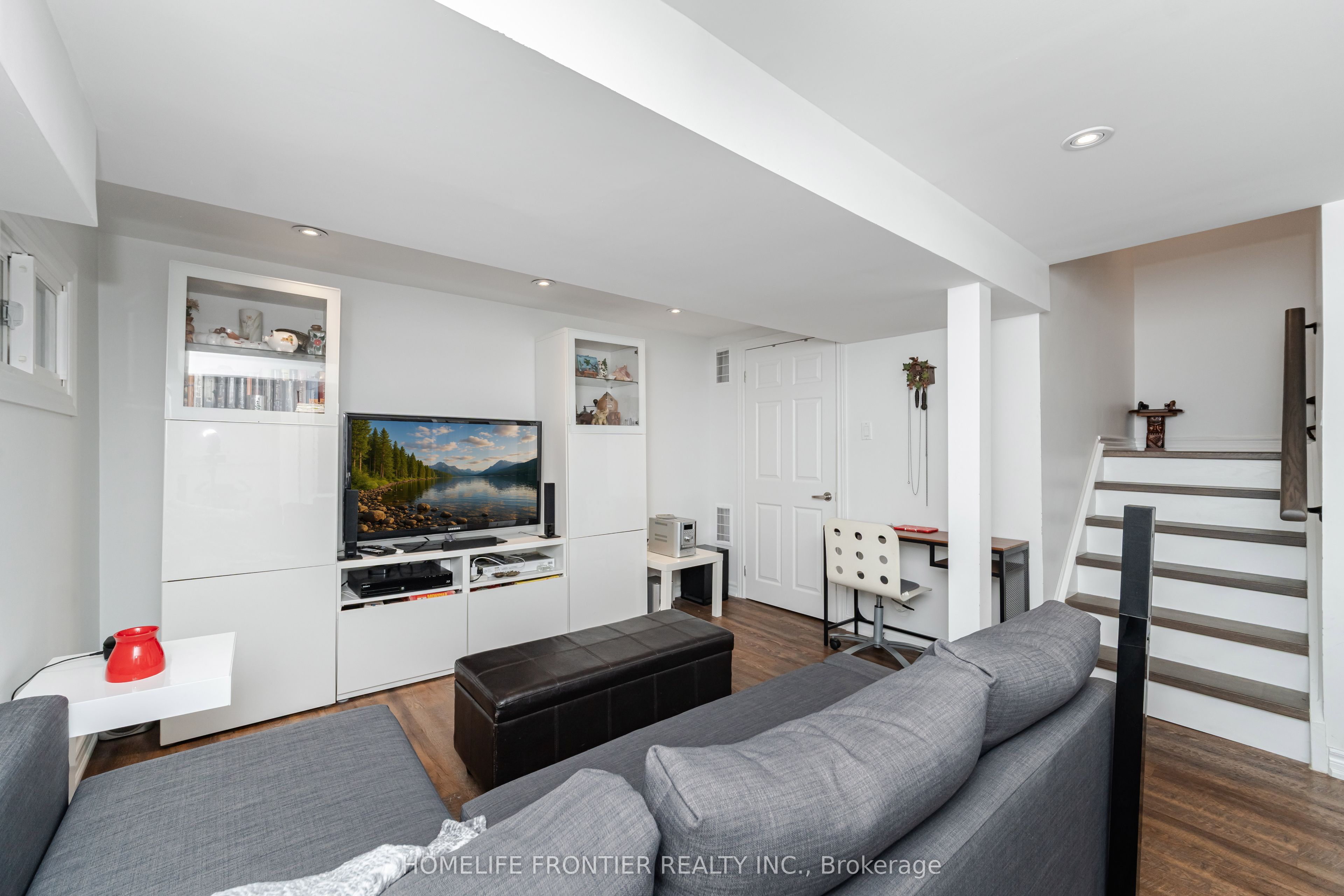1 Denava Gate Property Photo 32