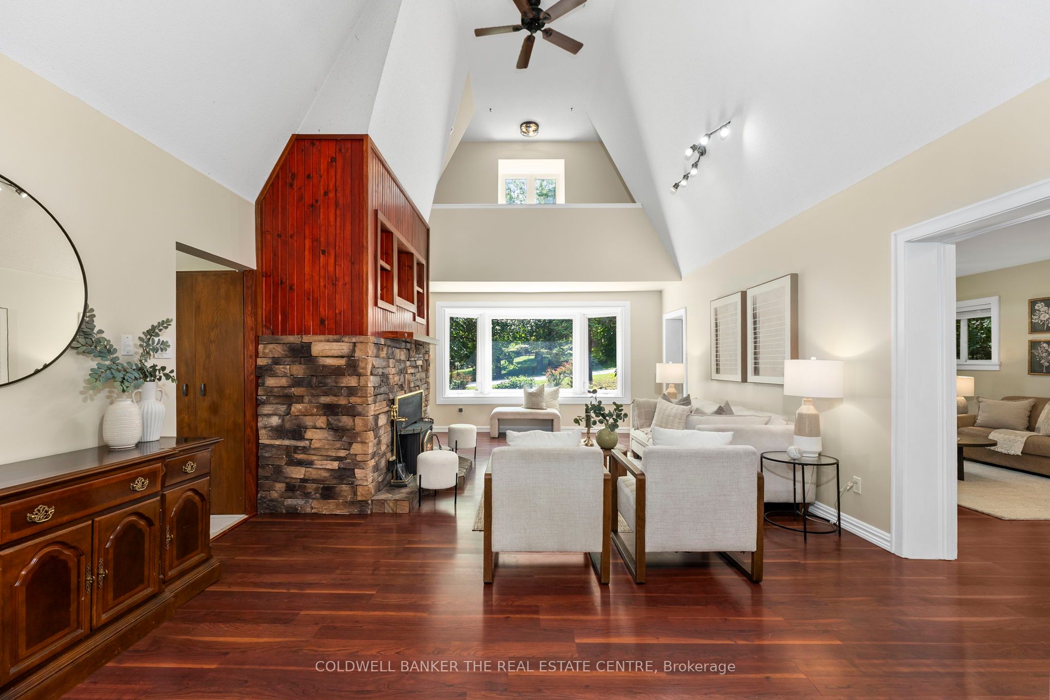 10 Connaught Avenue Property Photo 8