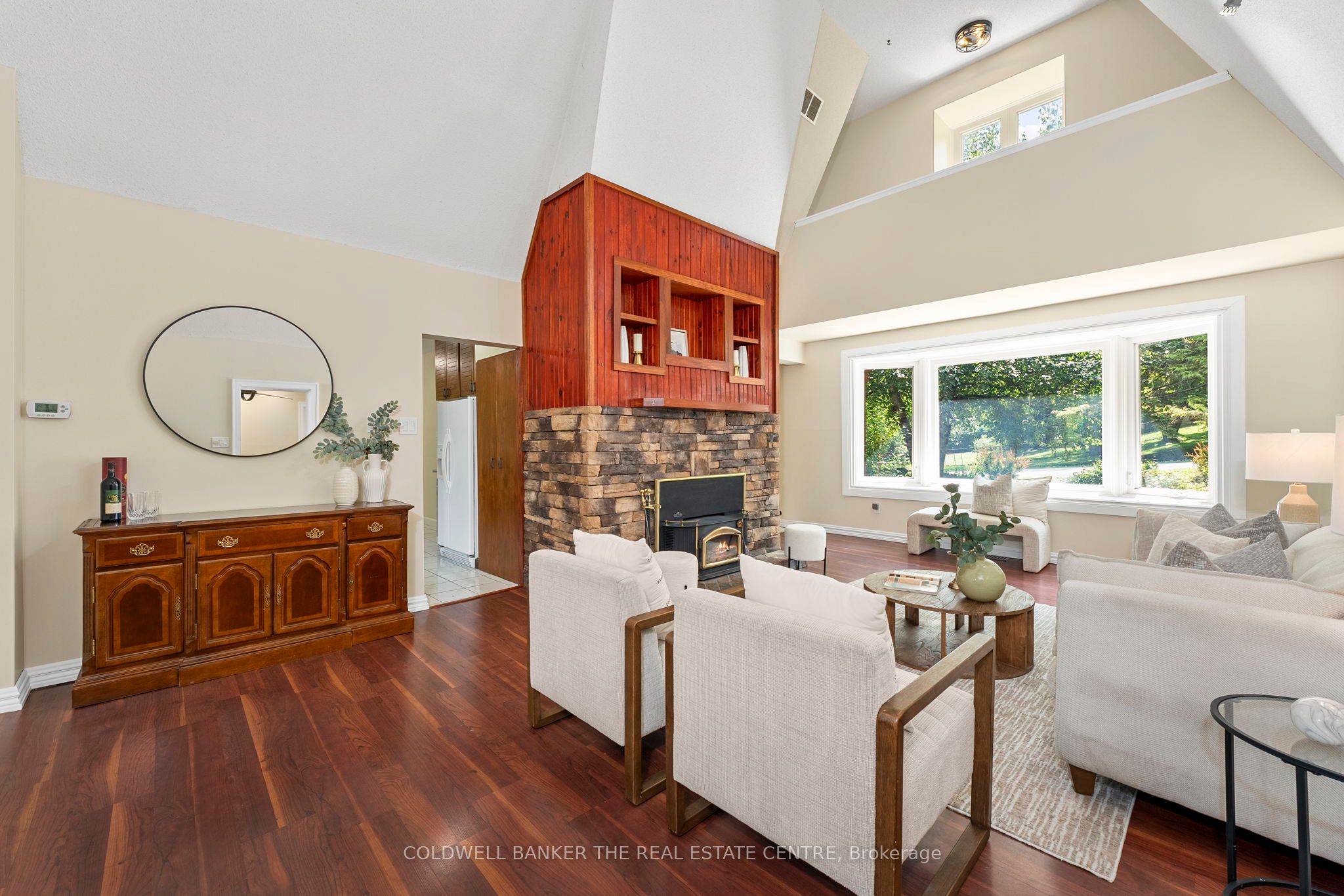 10 Connaught Avenue Property Photo 9