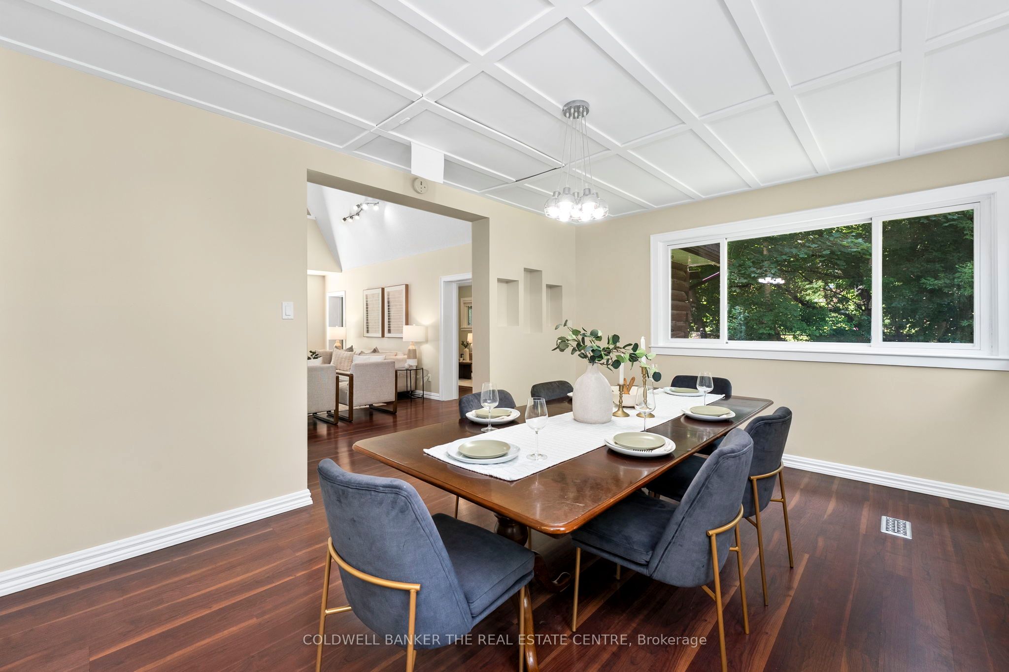 10 Connaught Avenue Property Photo 16