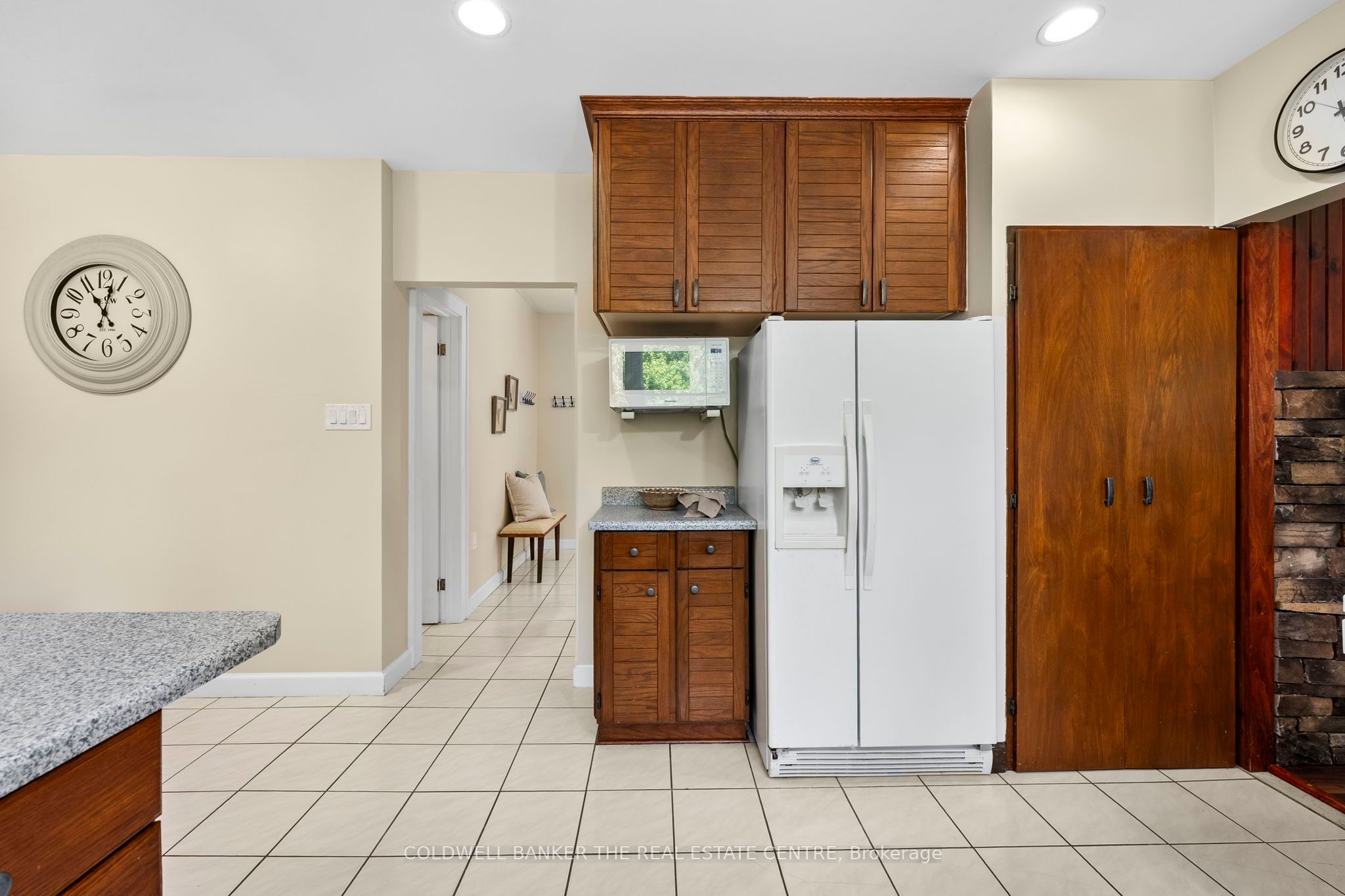 10 Connaught Avenue Property Photo 19