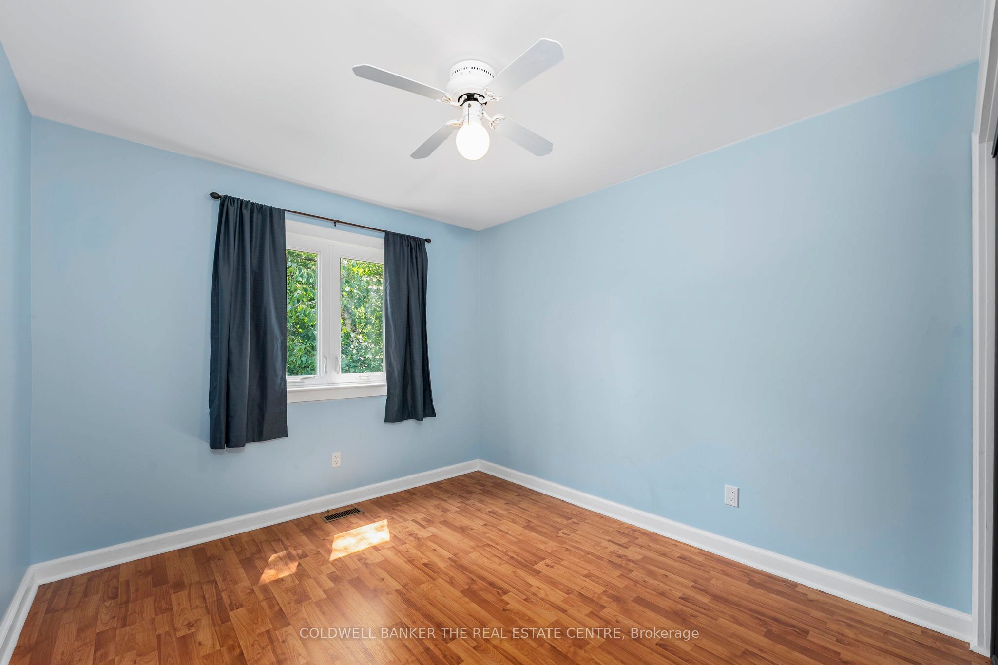 10 Connaught Avenue Property Photo 34