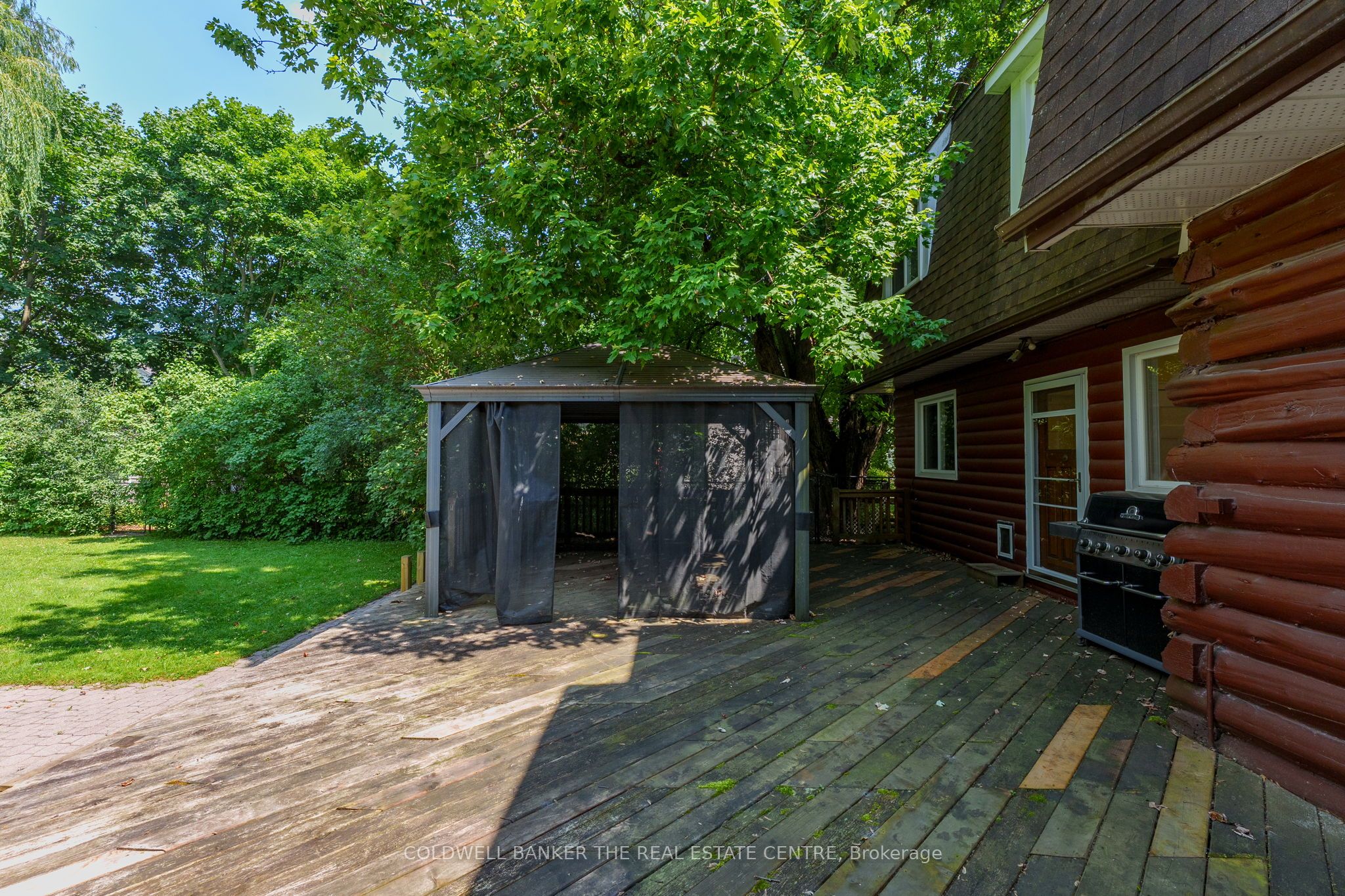 10 Connaught Avenue Property Photo 45
