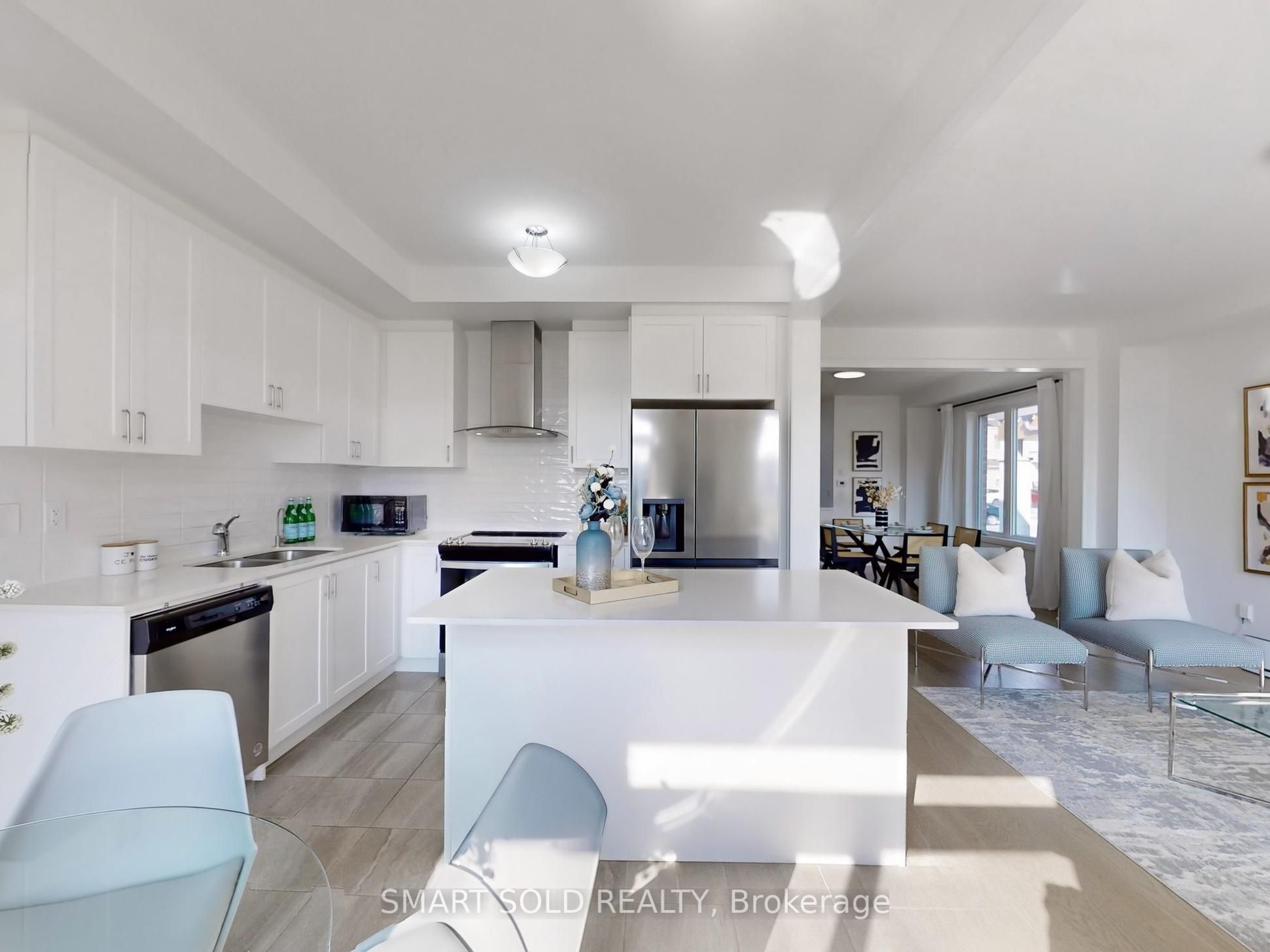 168 Silk Twist Drive Property Photo 11