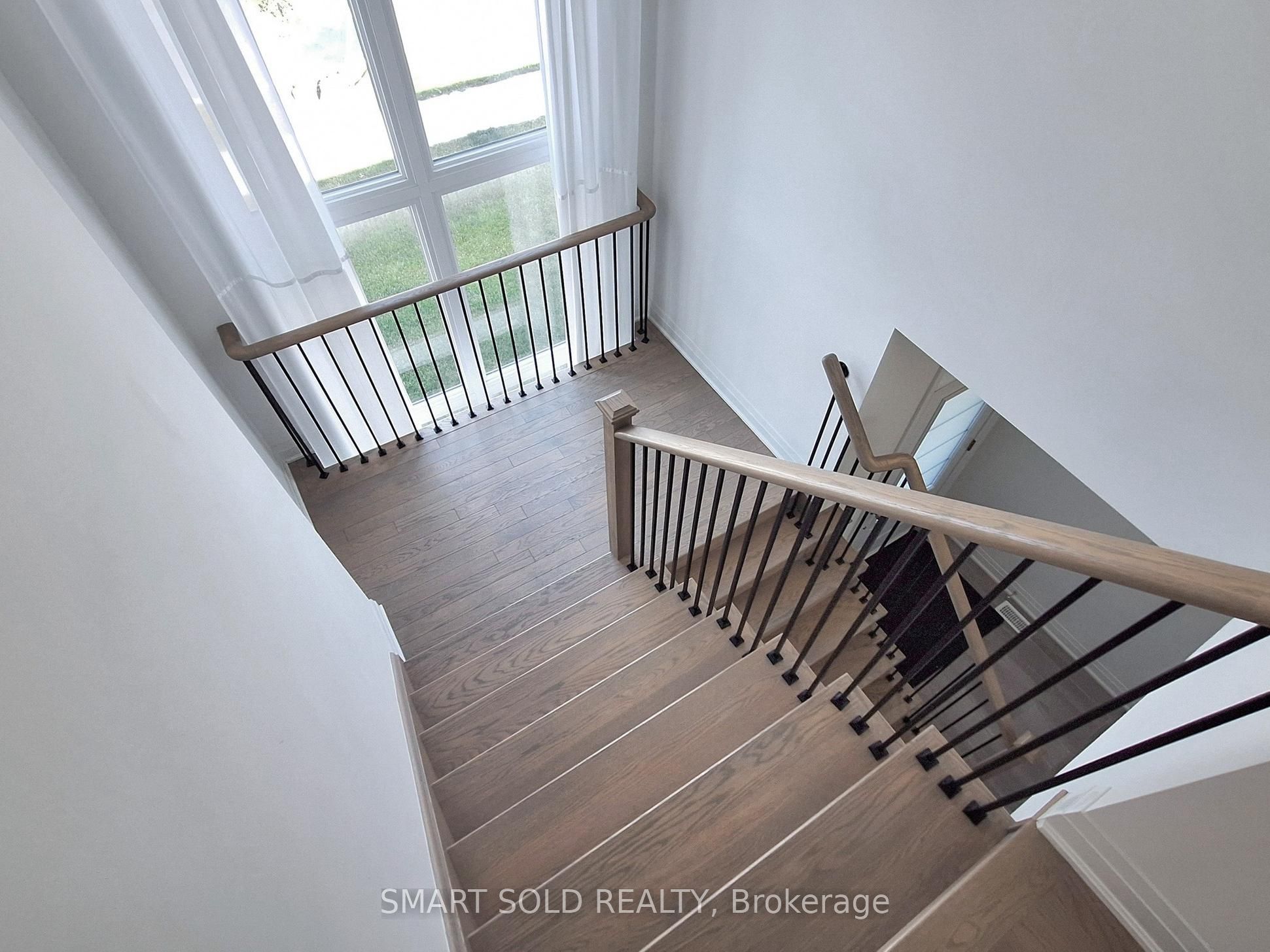 168 Silk Twist Drive Property Photo 15