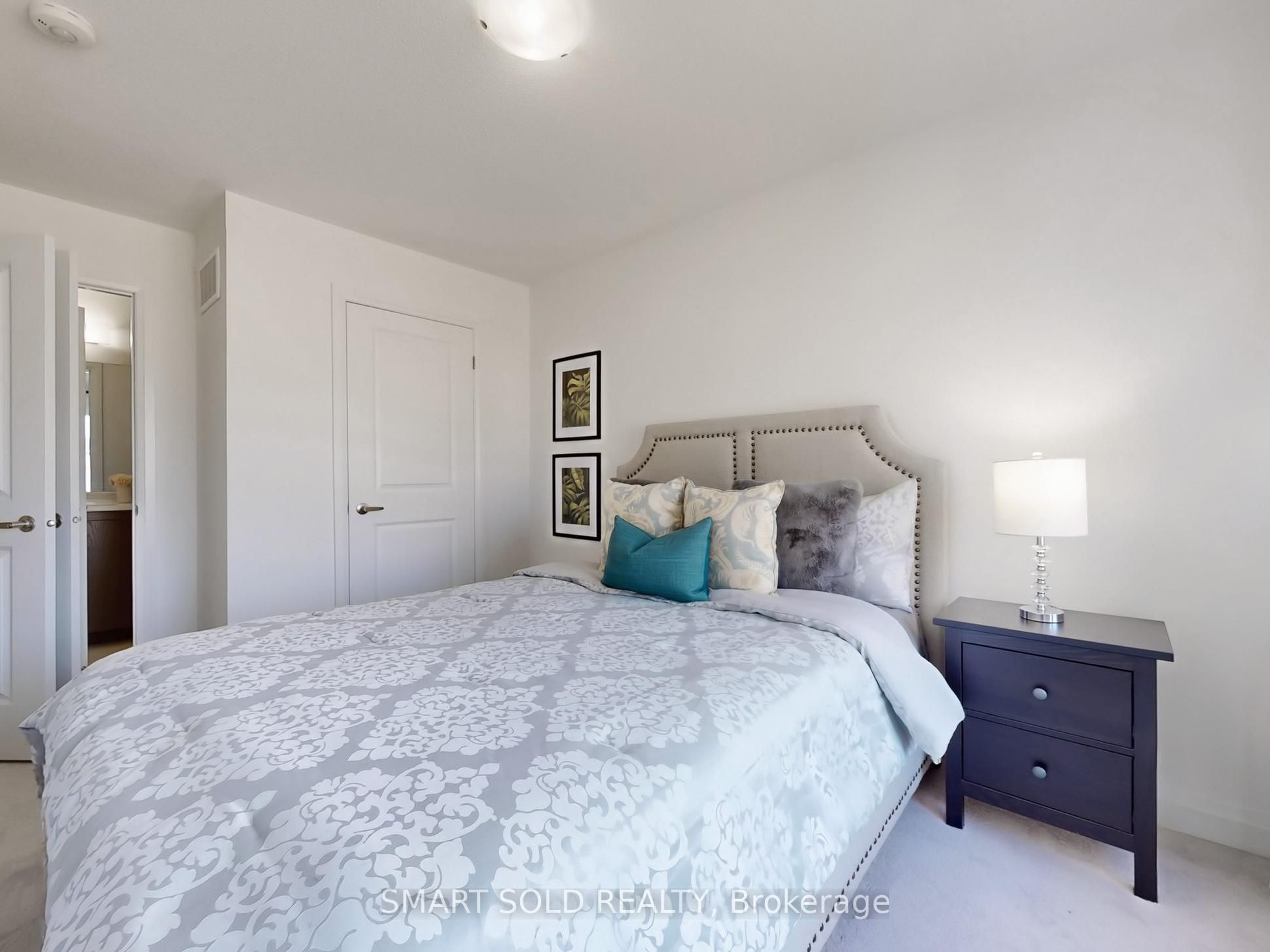 168 Silk Twist Drive Property Photo 22