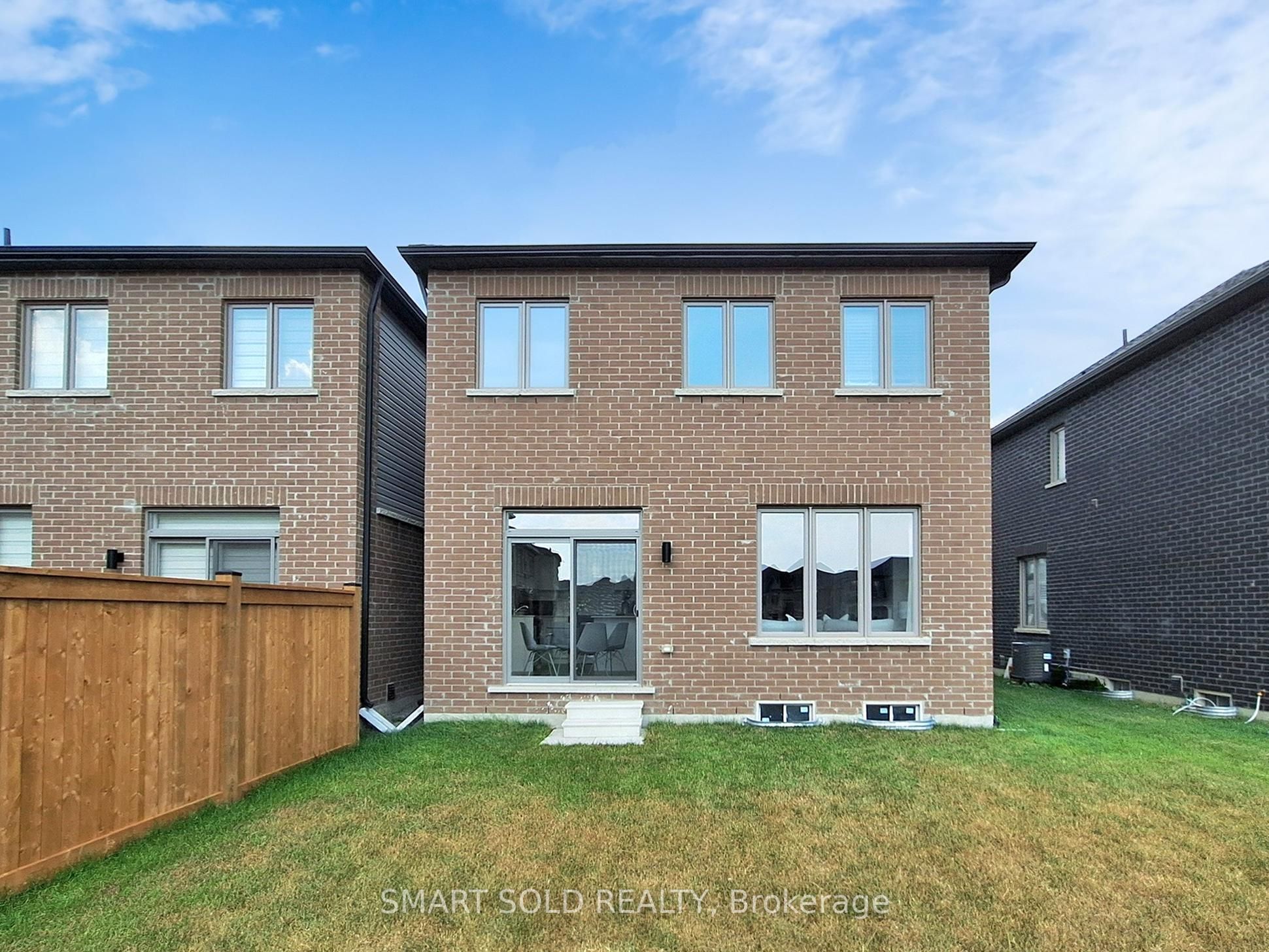168 Silk Twist Drive Property Photo 26