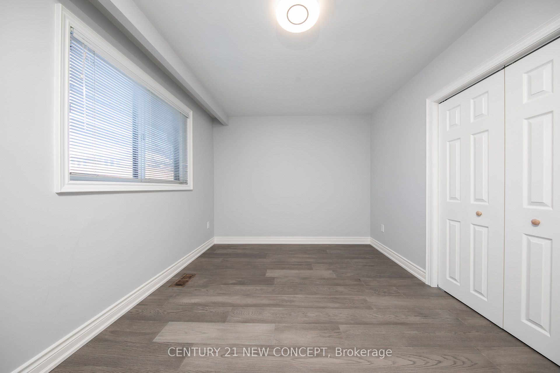 74 Clark Avenue E Main Property Photo 19