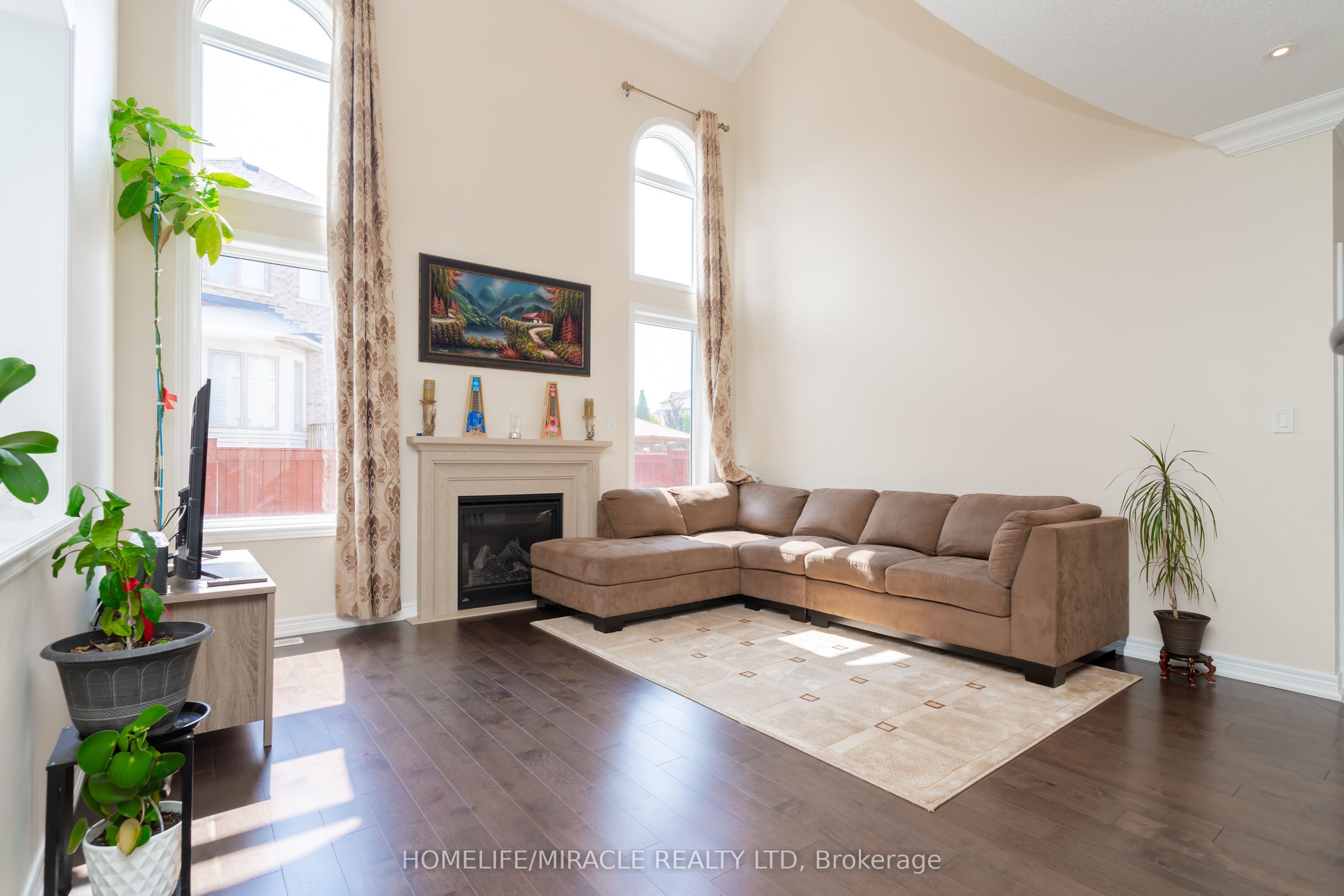 516 Vellore Woods Boulevard Property Photo 16