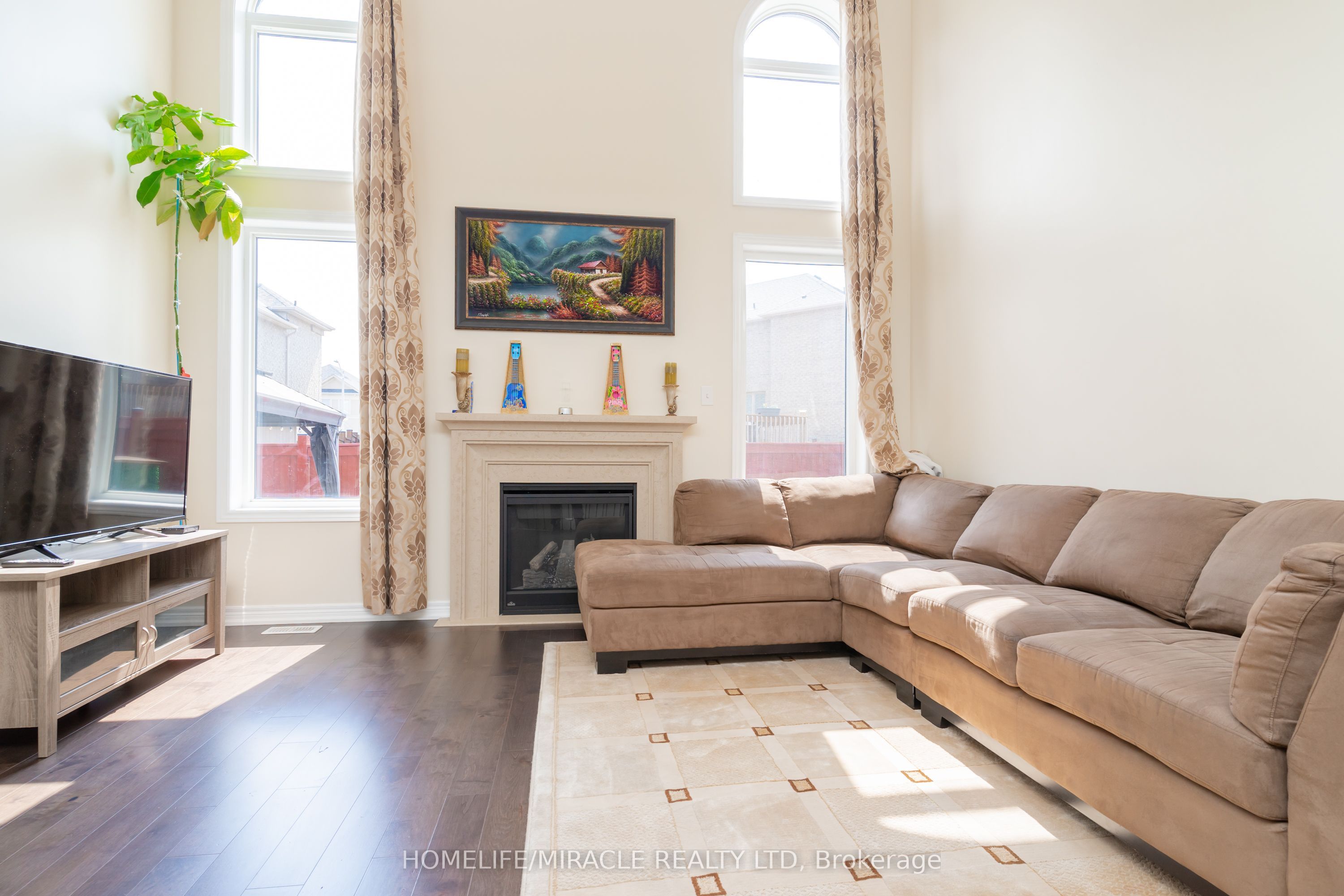 516 Vellore Woods Boulevard Property Photo 18