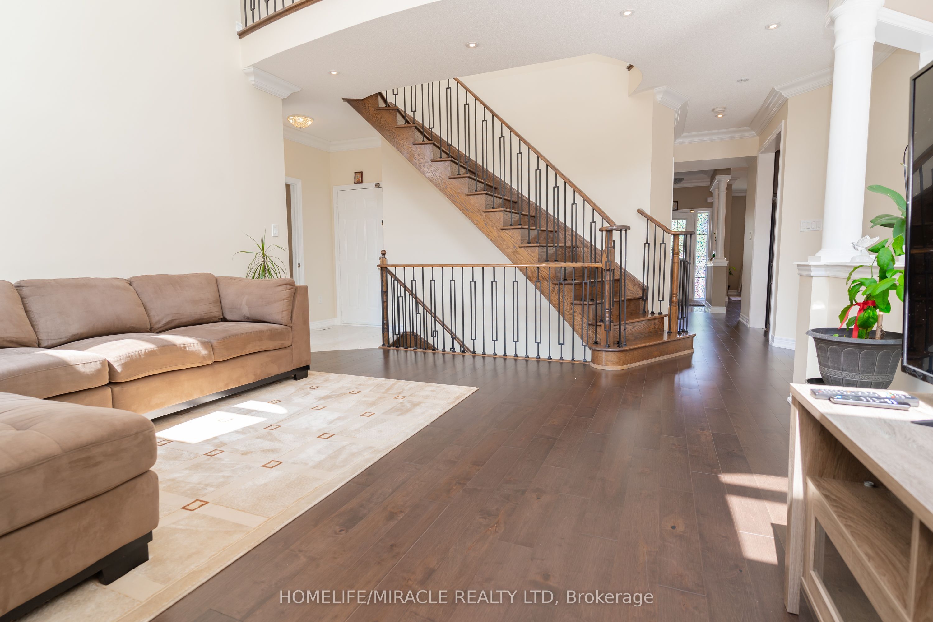 516 Vellore Woods Boulevard Property Photo 19