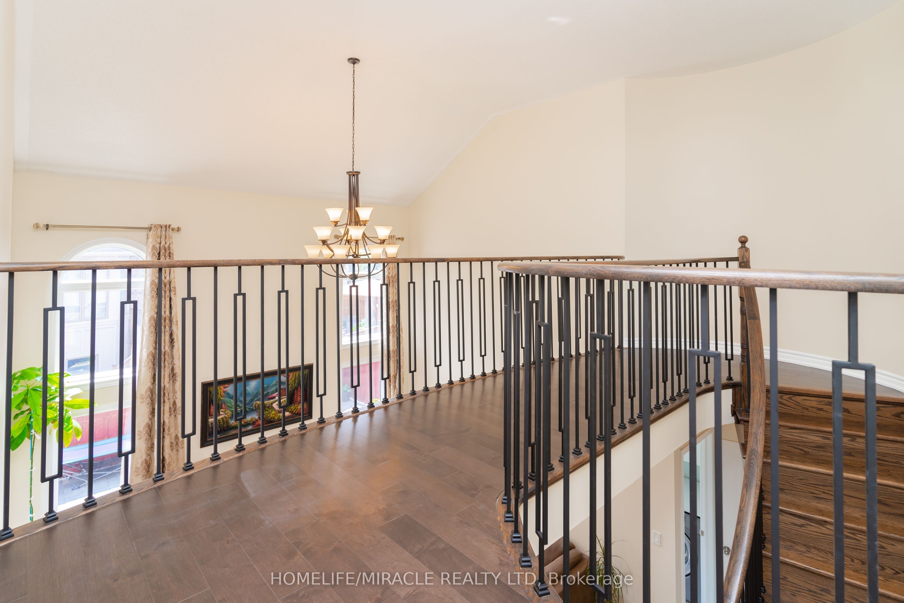 516 Vellore Woods Boulevard Property Photo 23