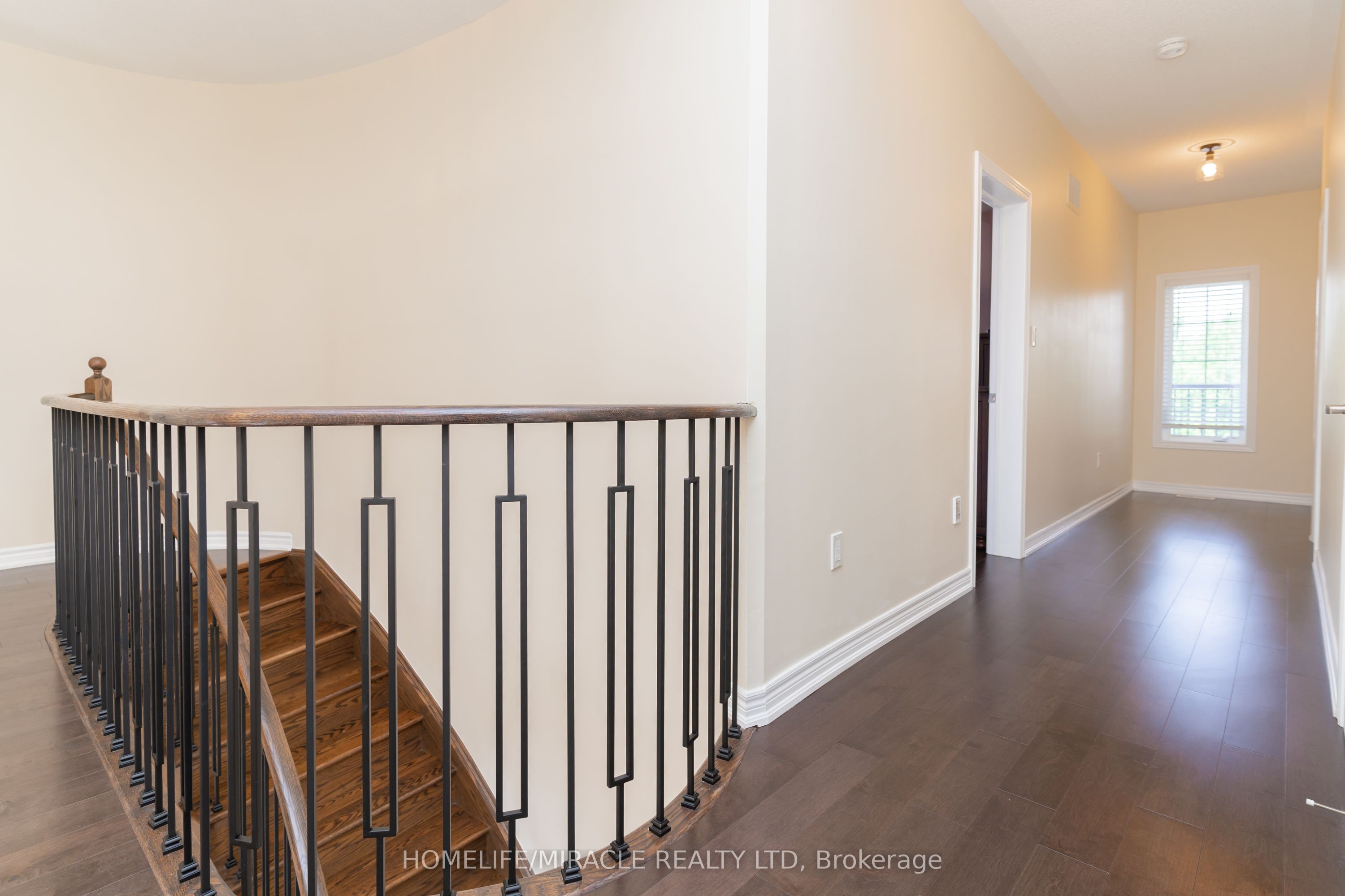 516 Vellore Woods Boulevard Property Photo 24