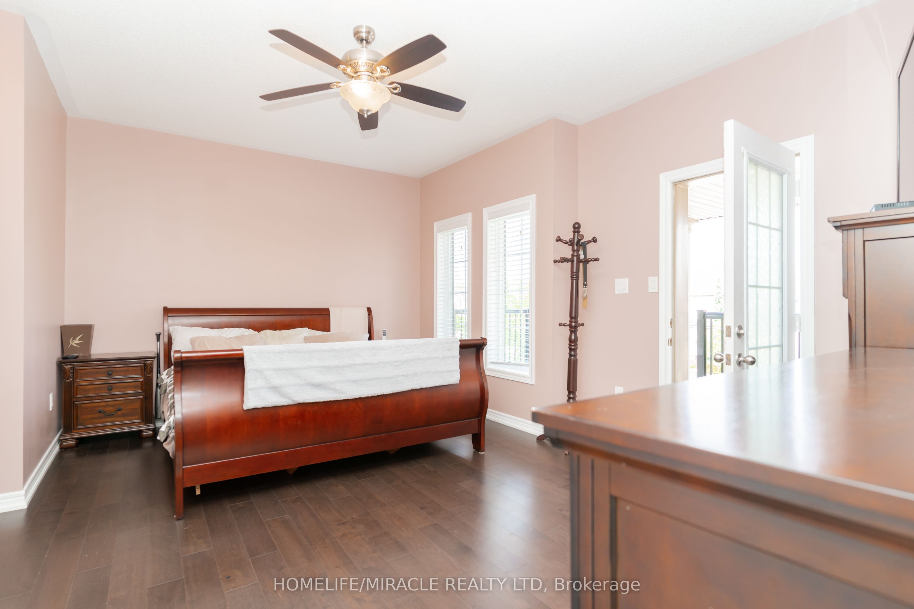 516 Vellore Woods Boulevard Property Photo 25