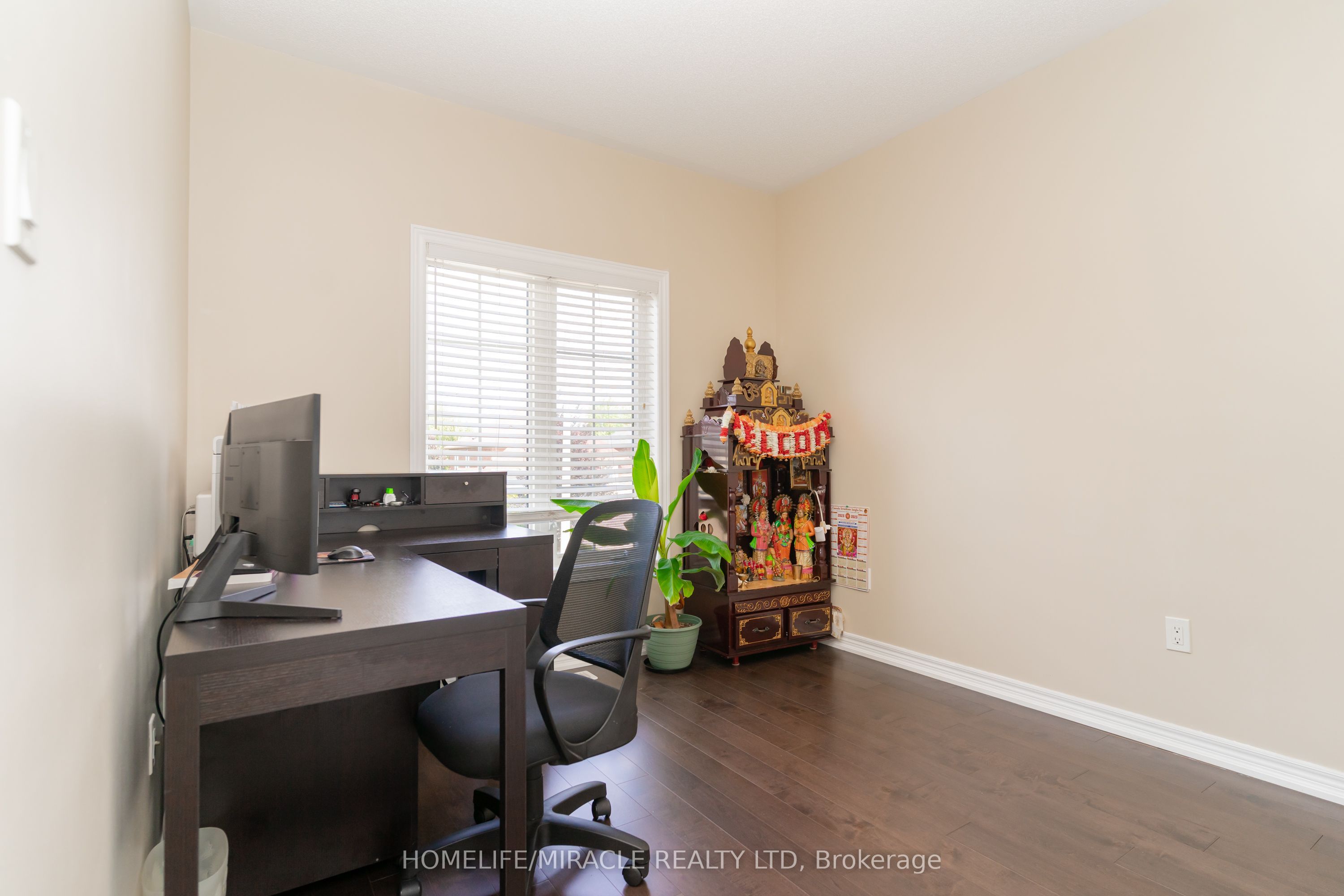 516 Vellore Woods Boulevard Property Photo 34