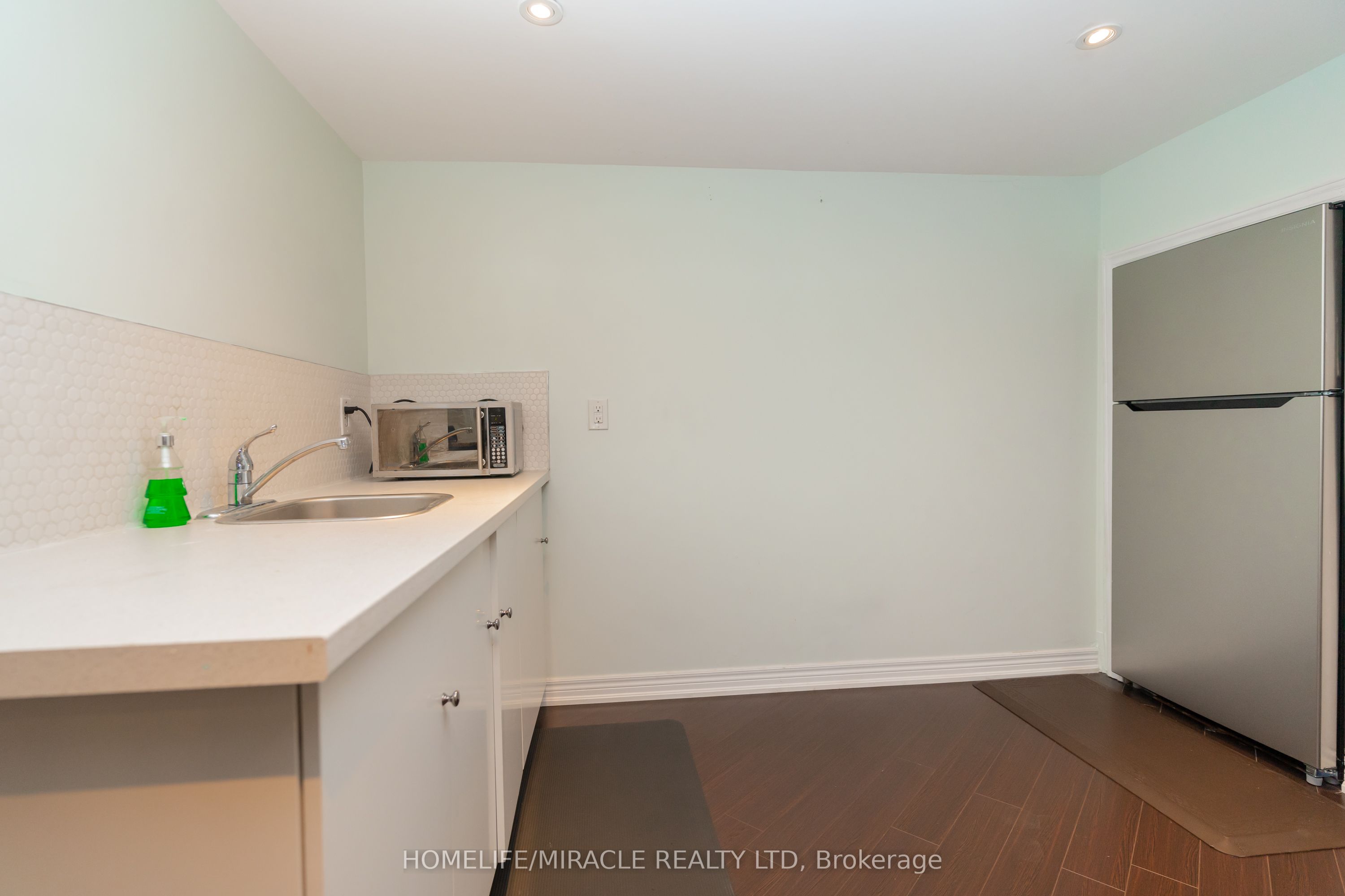 516 Vellore Woods Boulevard Property Photo 41
