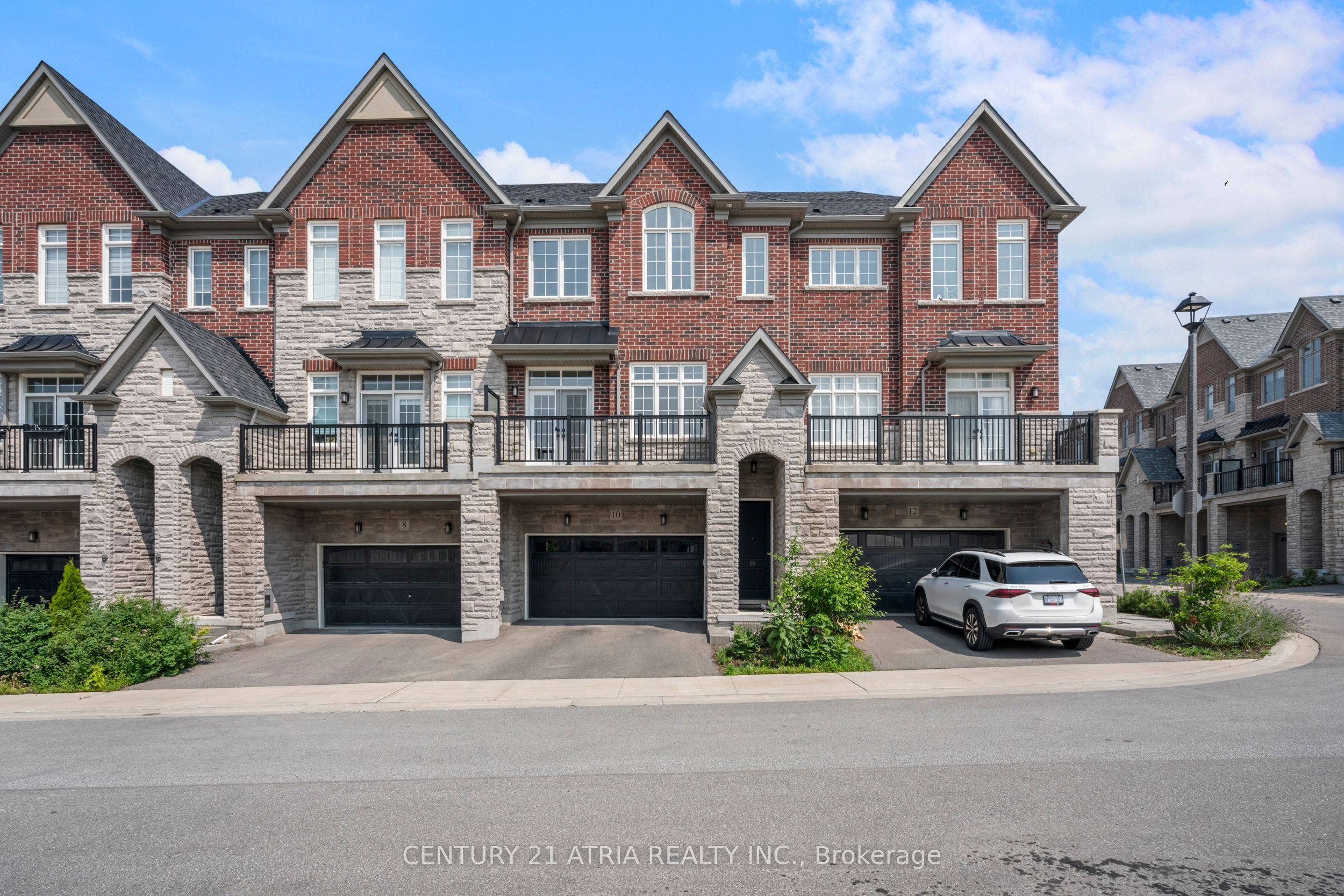 10 Island Green Lane Property Photo 1