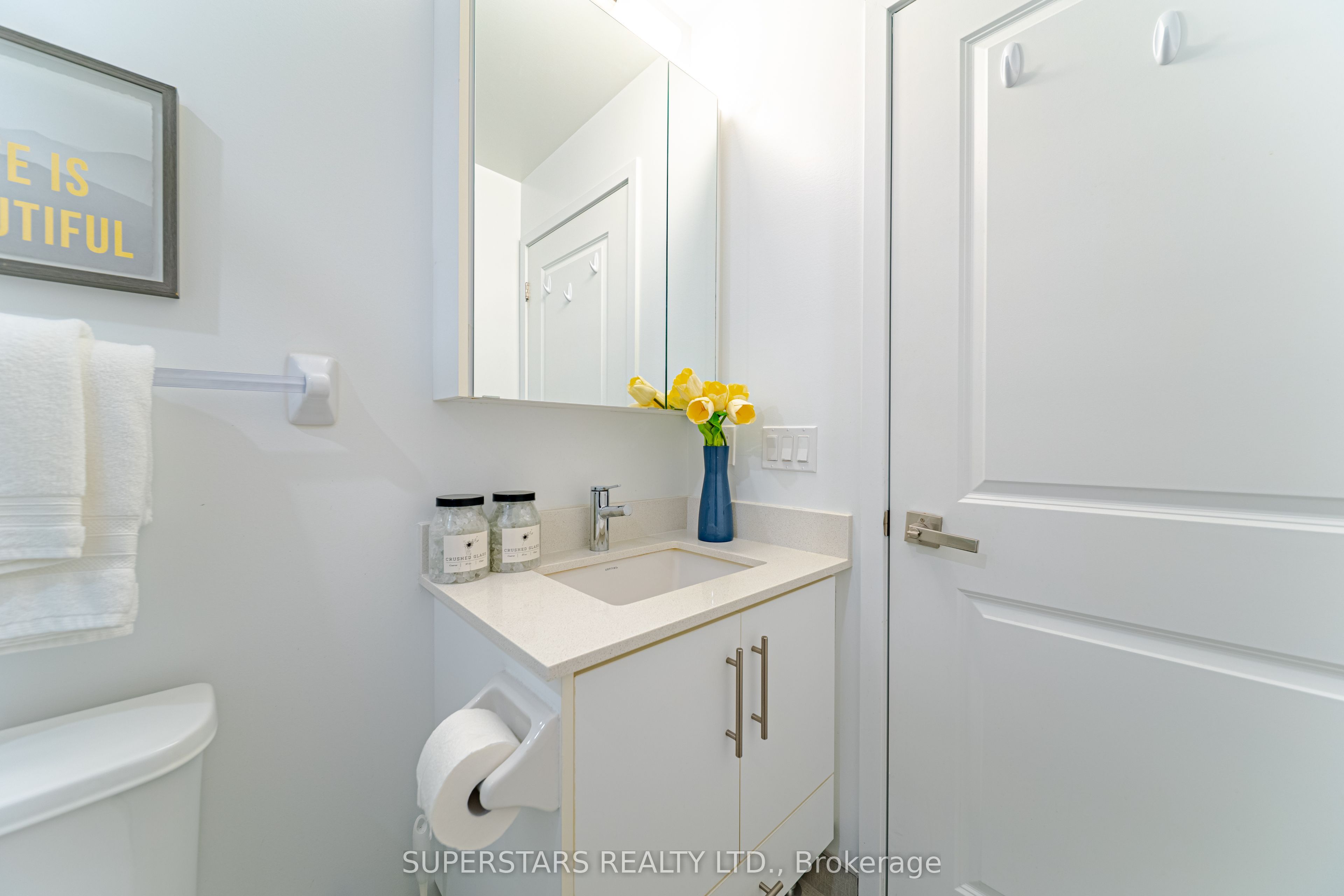 85 Oneida Crescent #407 Property Photo 25