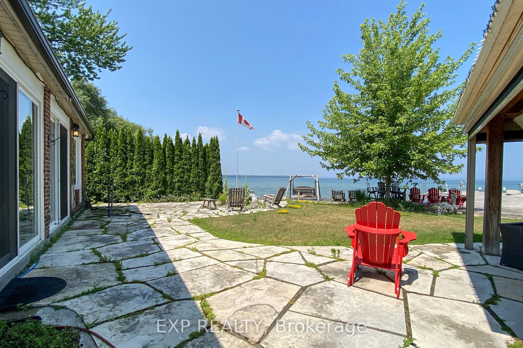 230 Lake Dr E Property Photo 1