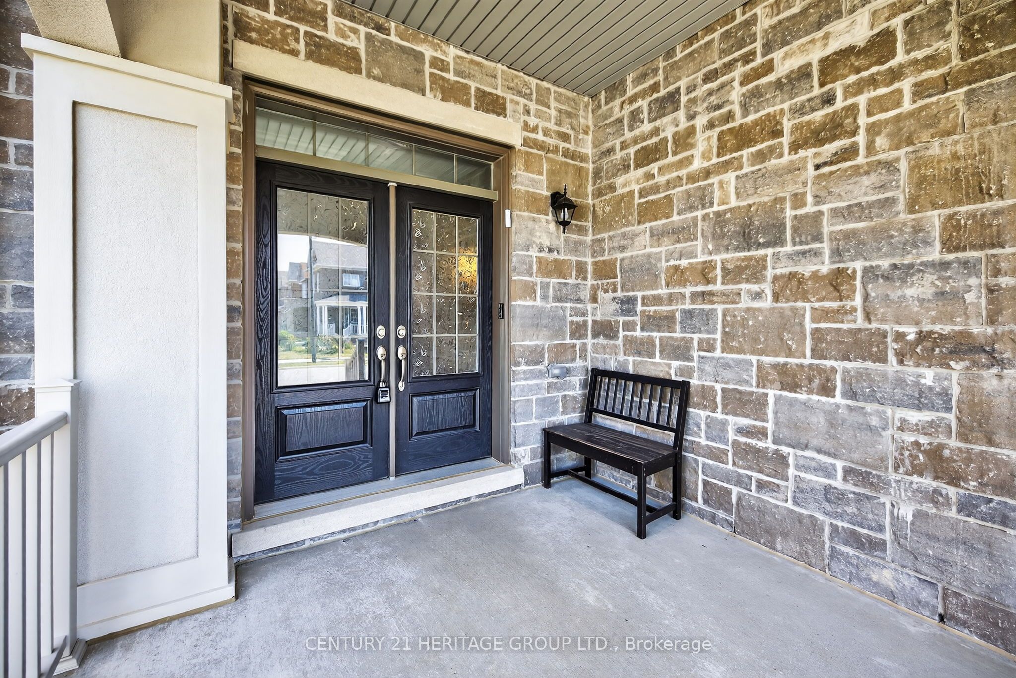 81 Wandering Glider Trail Property Photo 2