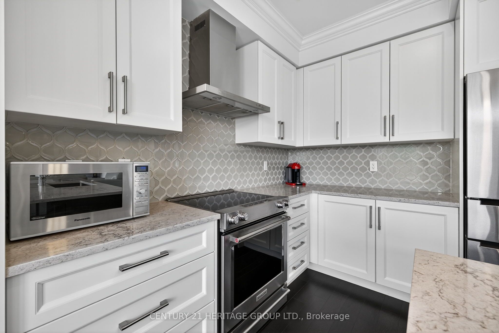 81 Wandering Glider Trail Property Photo 13