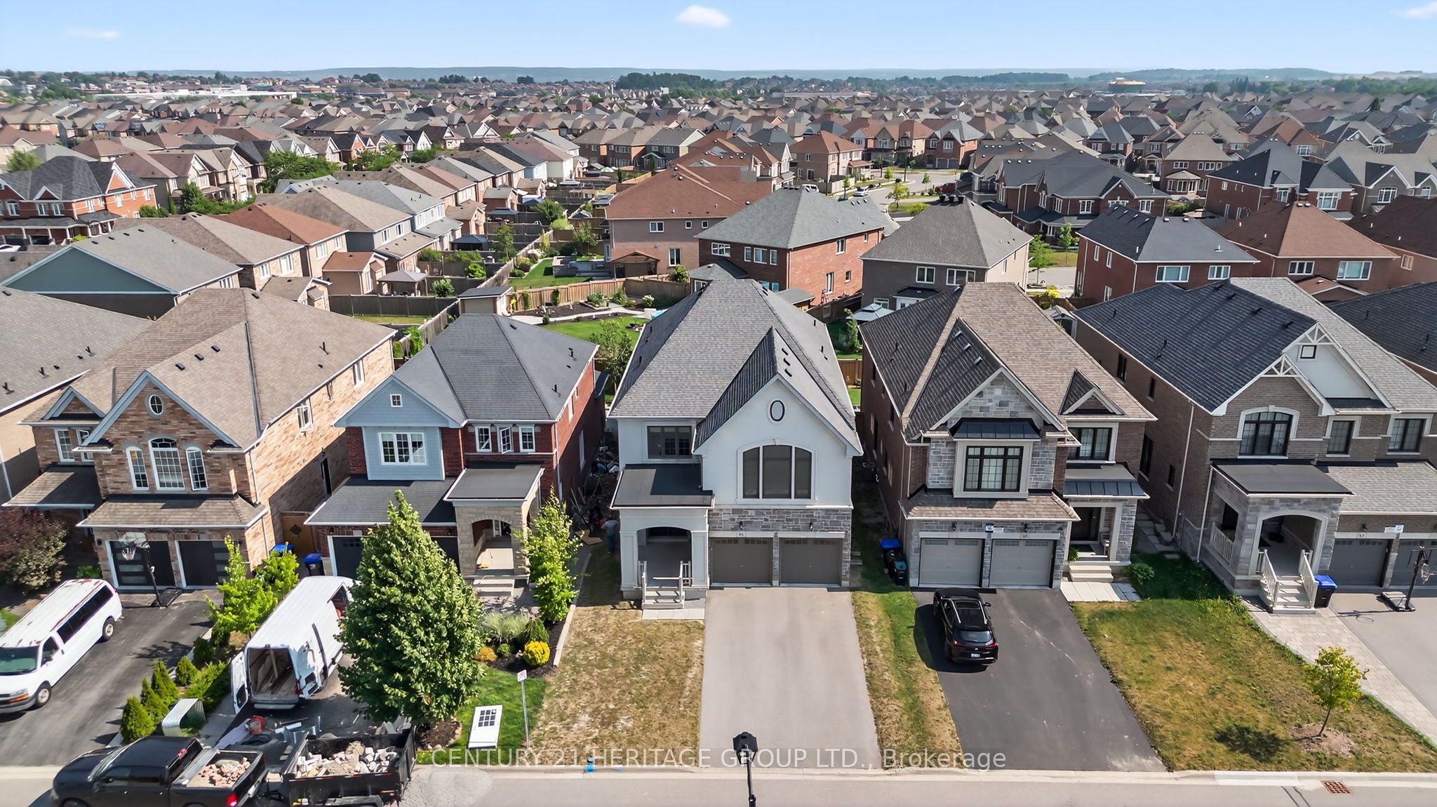 81 Wandering Glider Trail Property Photo 35