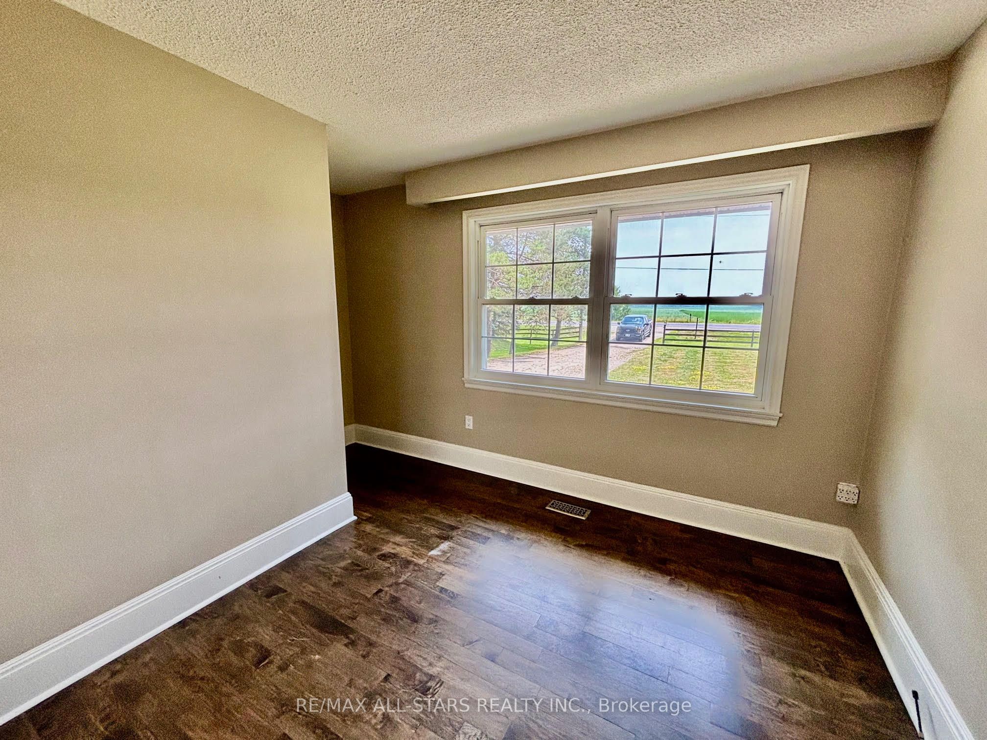 11648 Kennedy Road Property Photo 11