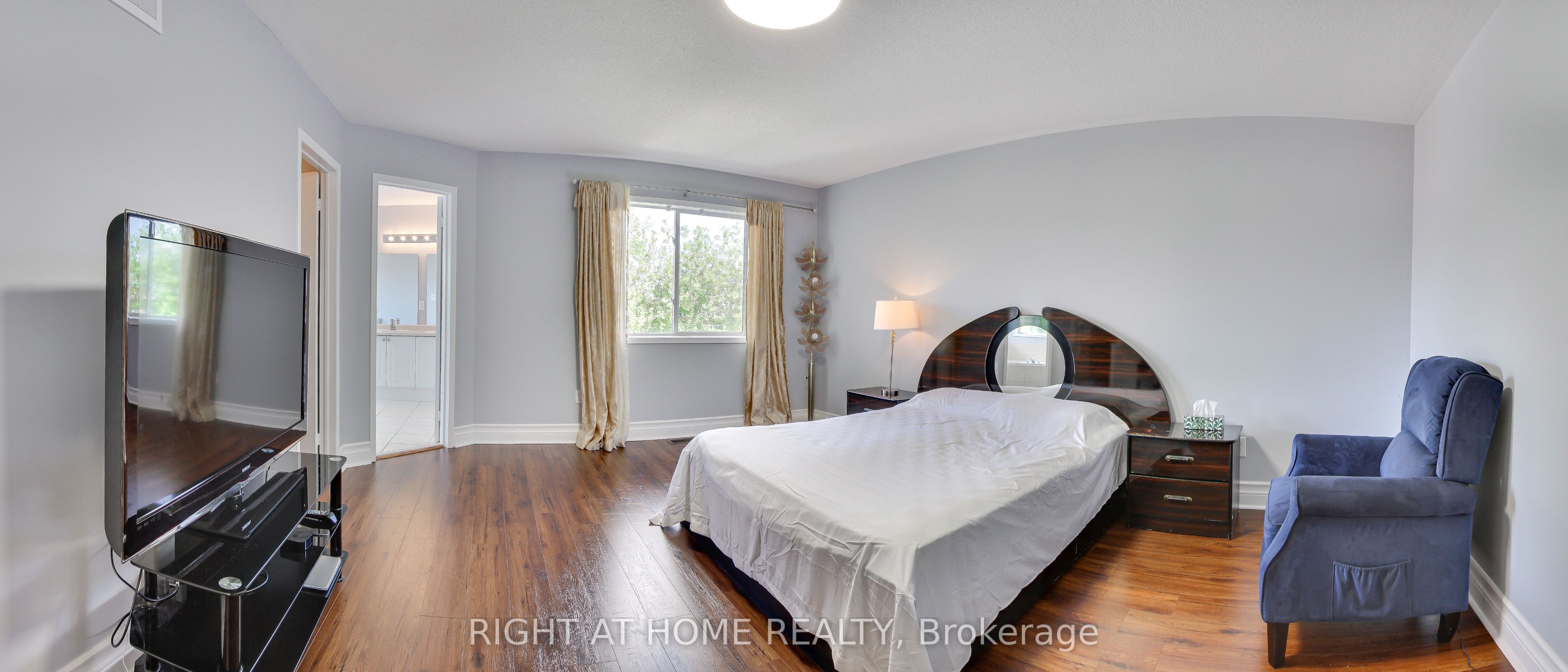 23 Maffey Crescent E Property Photo 29