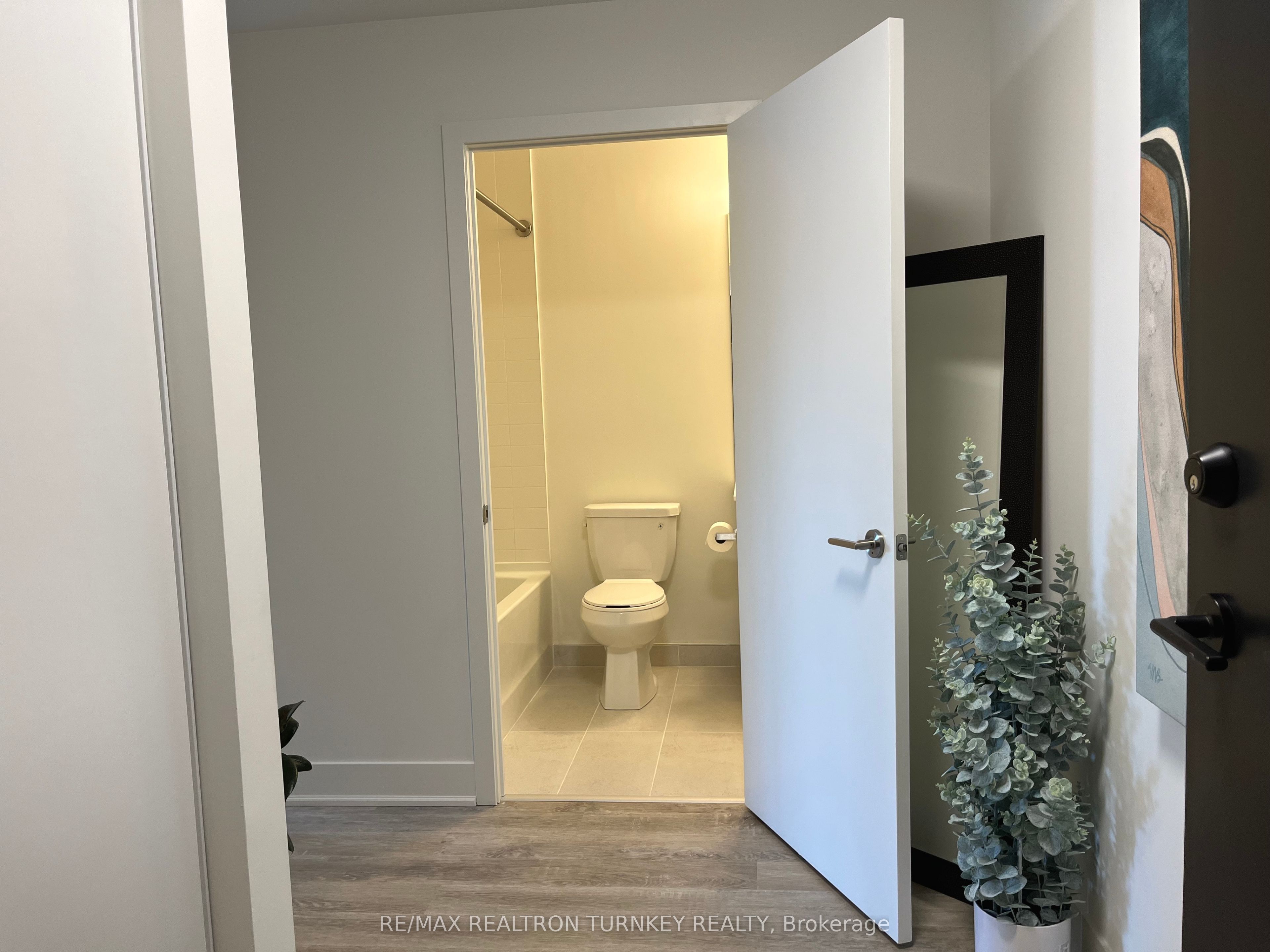 185 Deerfield Road 018 Property Photo 5