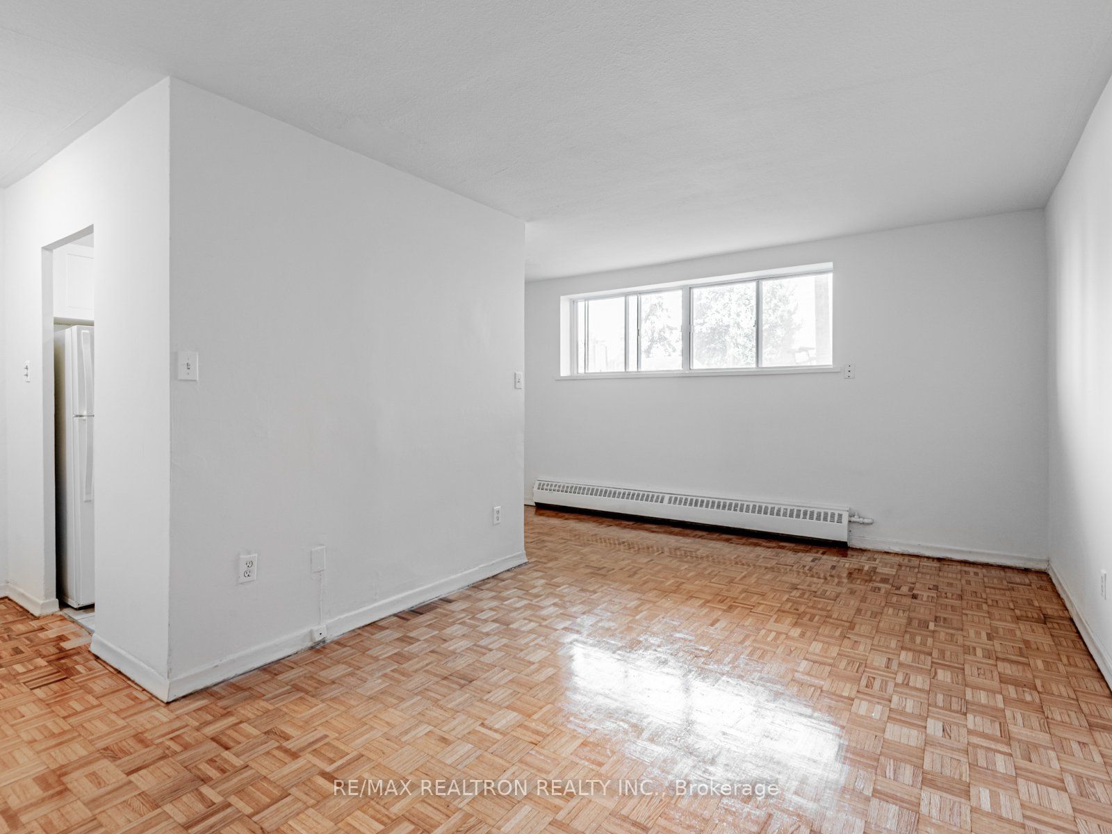165 Colborne Avenue 405 Property Photo 3