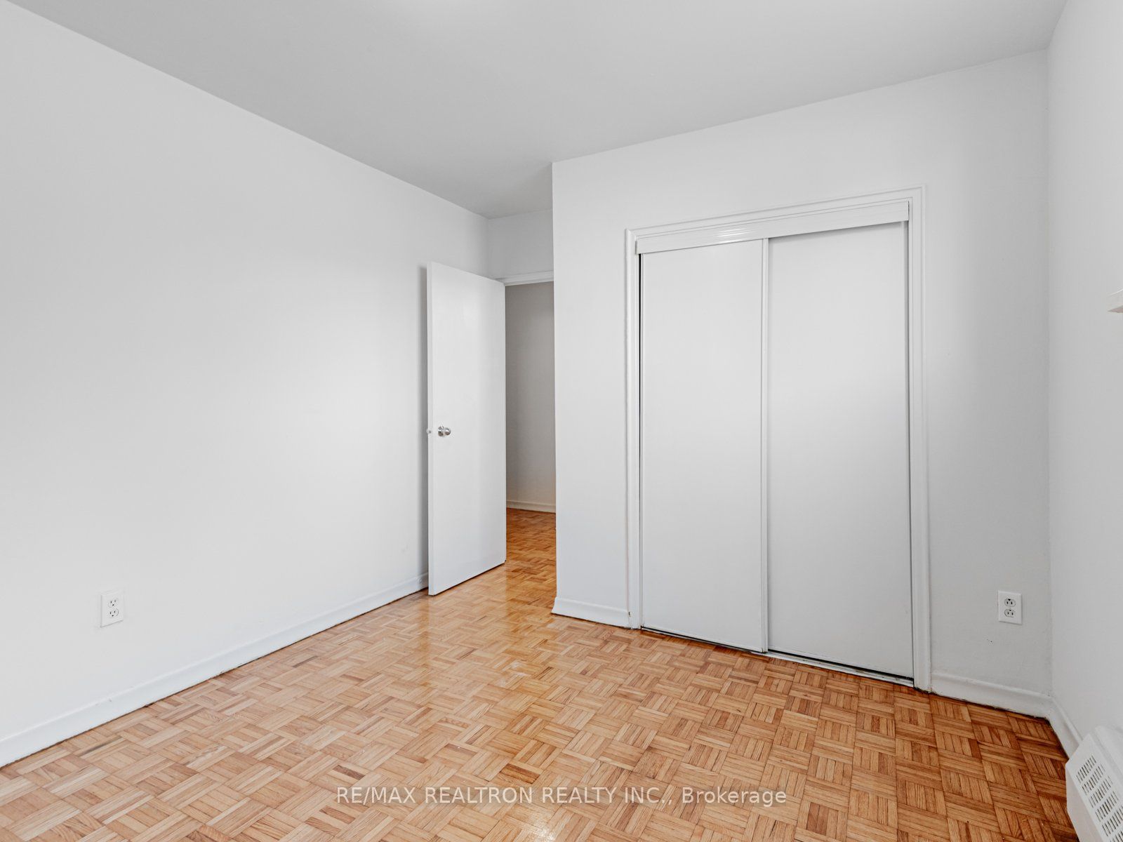 165 Colborne Avenue 405 Property Photo 11