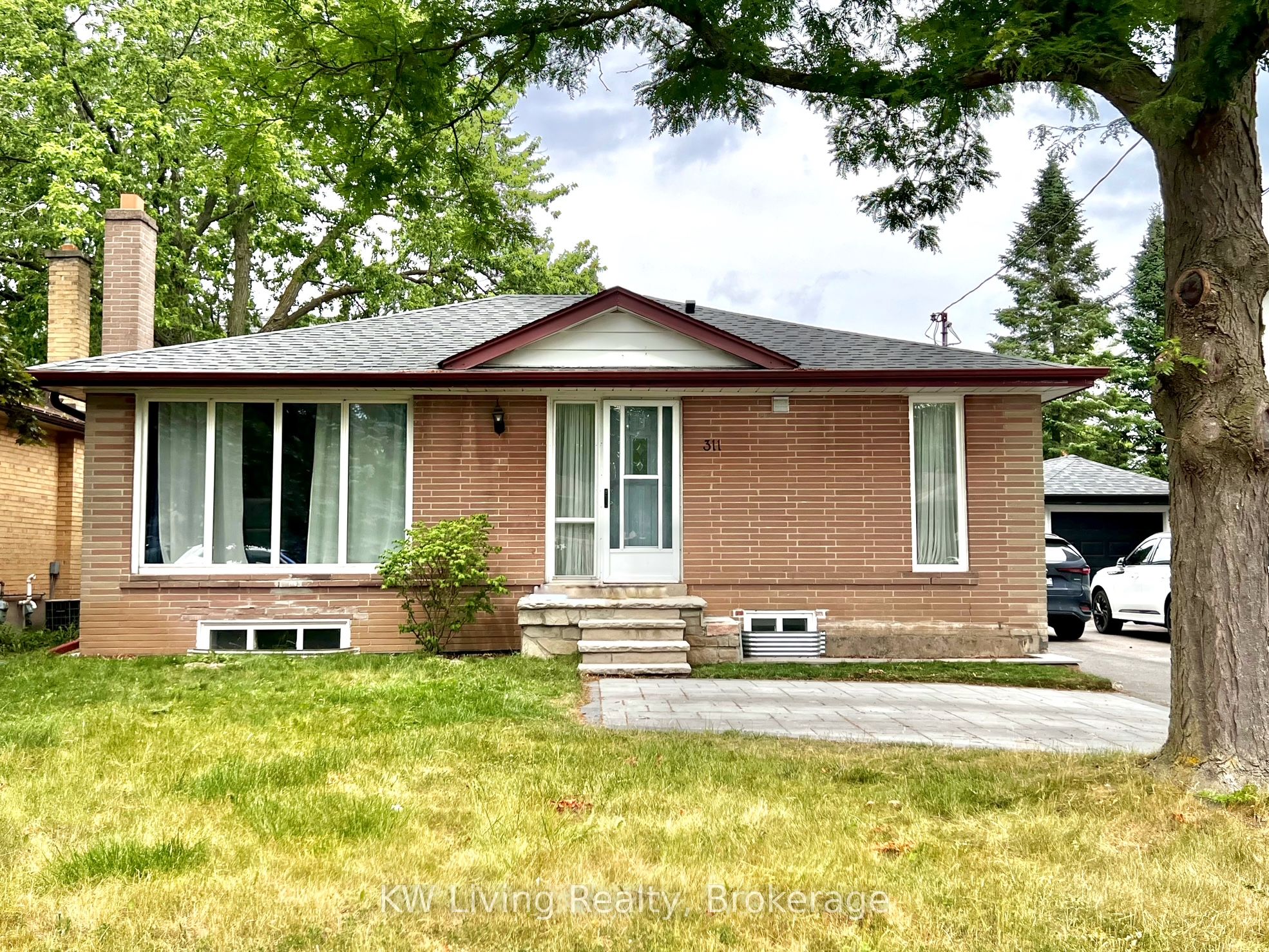 311 Boisdale Ave Property Photo 1