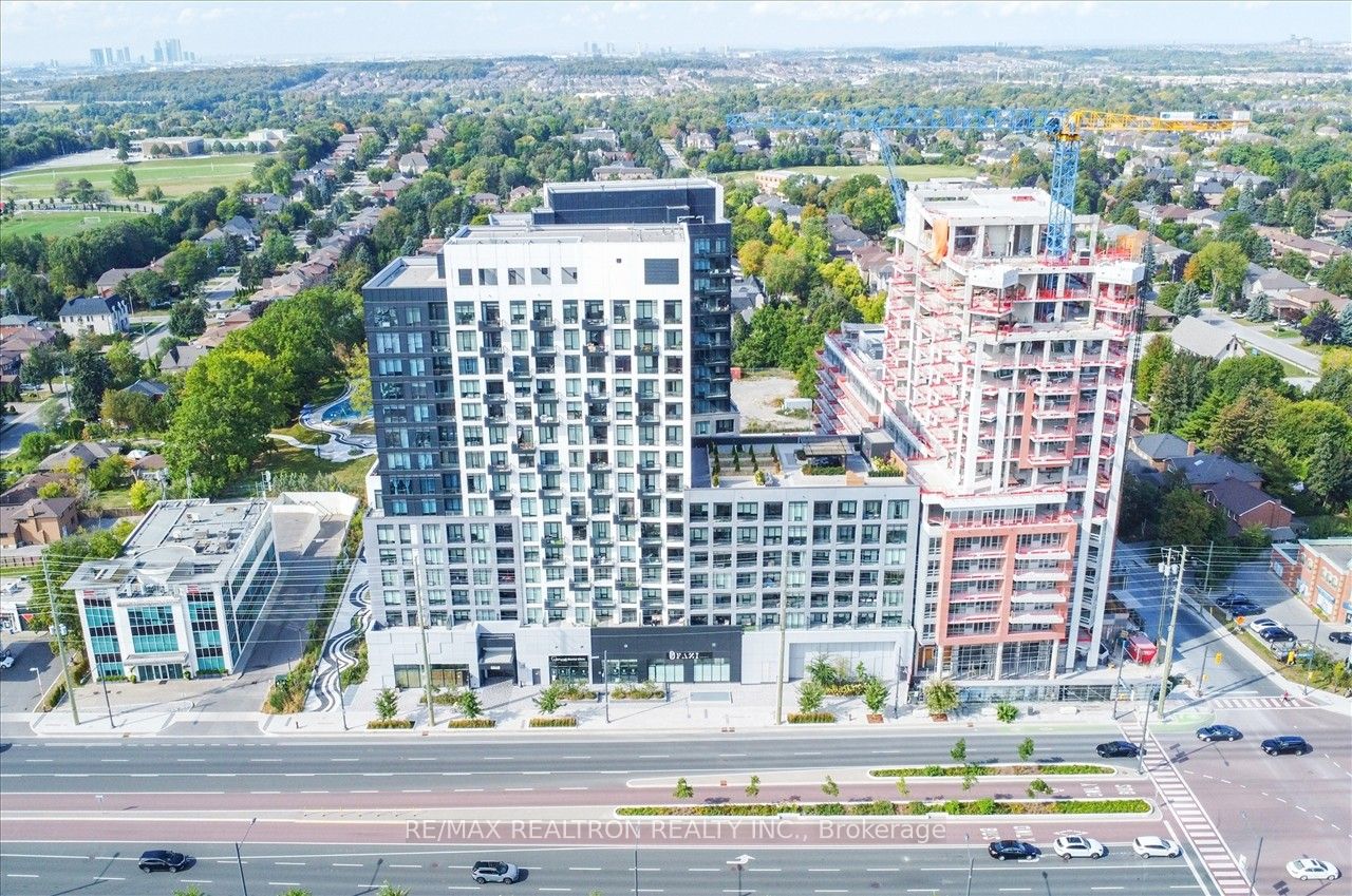 8868 Yonge St Property Photo 1