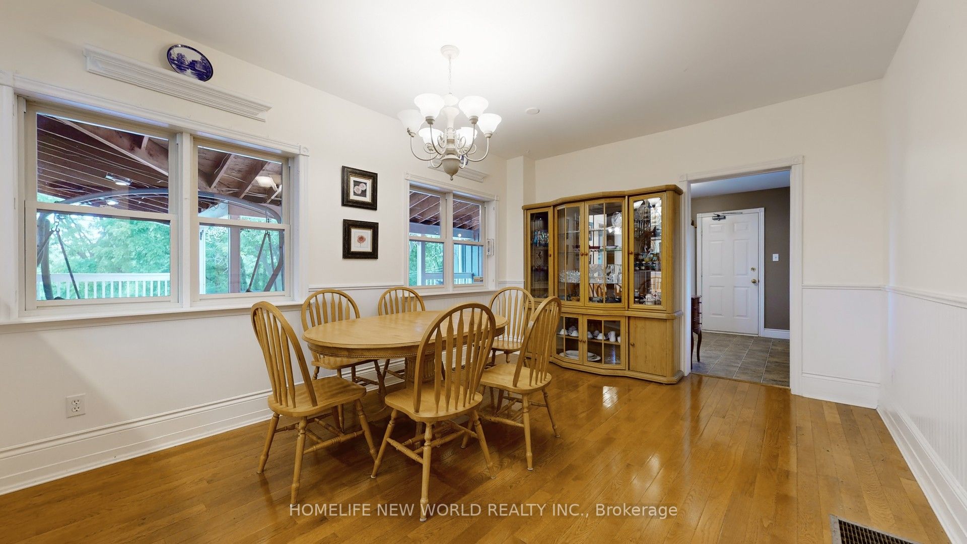 18770 Leslie Street Property Photo 7