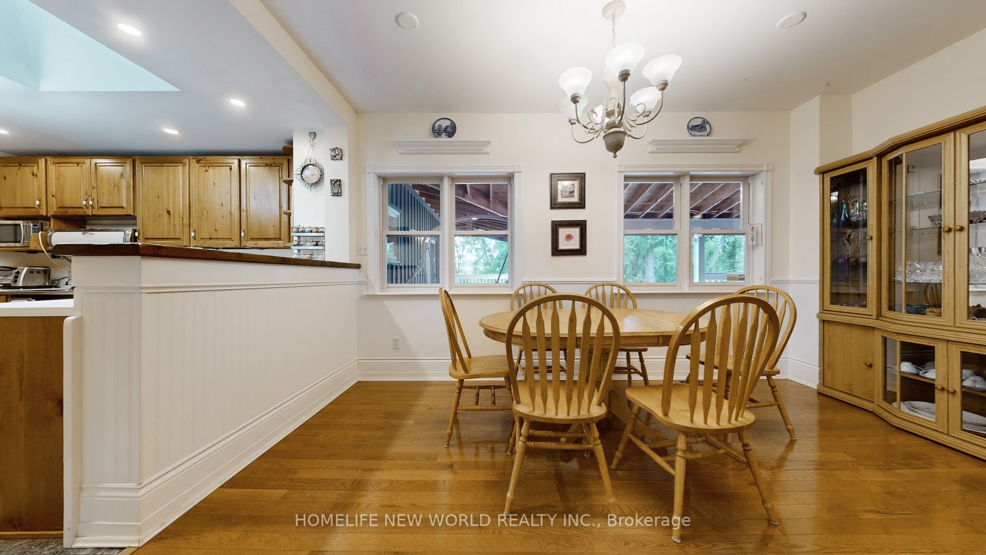 18770 Leslie Street Property Photo 8
