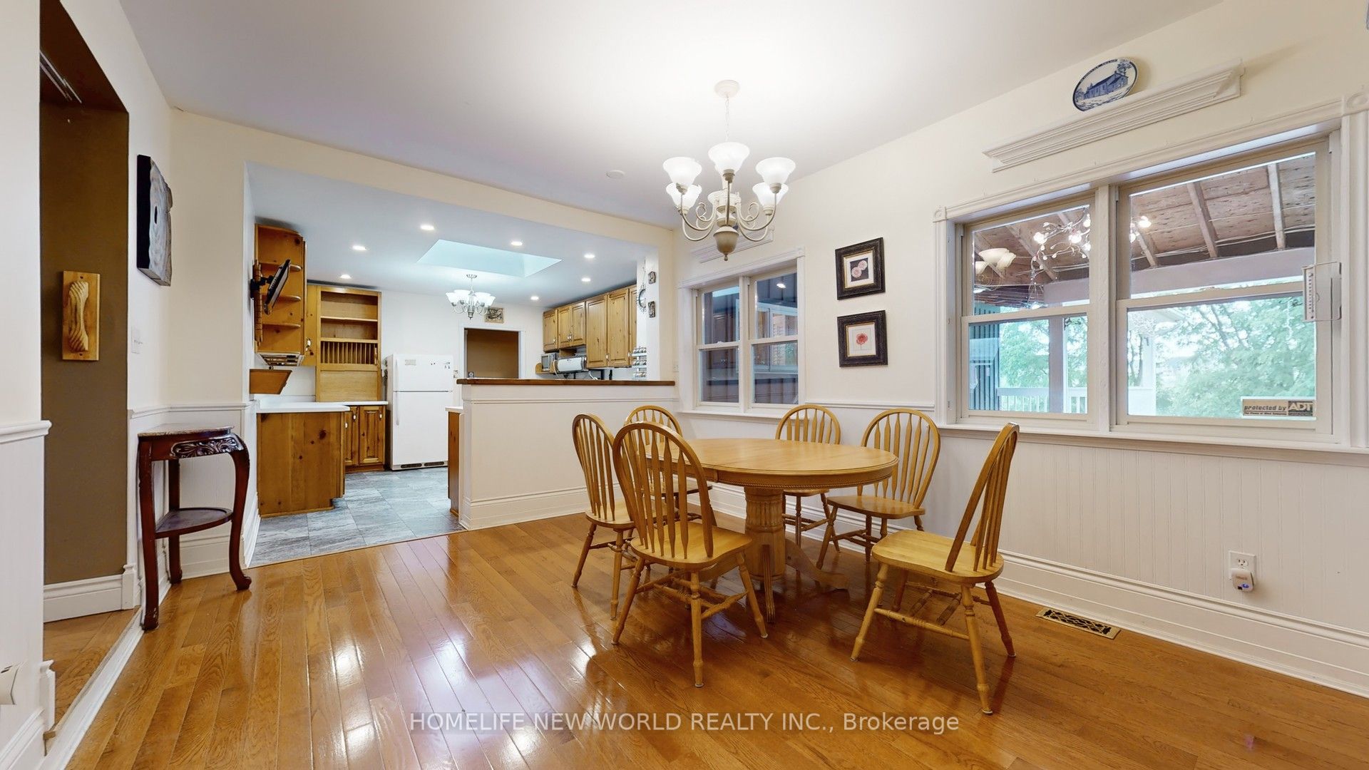 18770 Leslie Street Property Photo 9