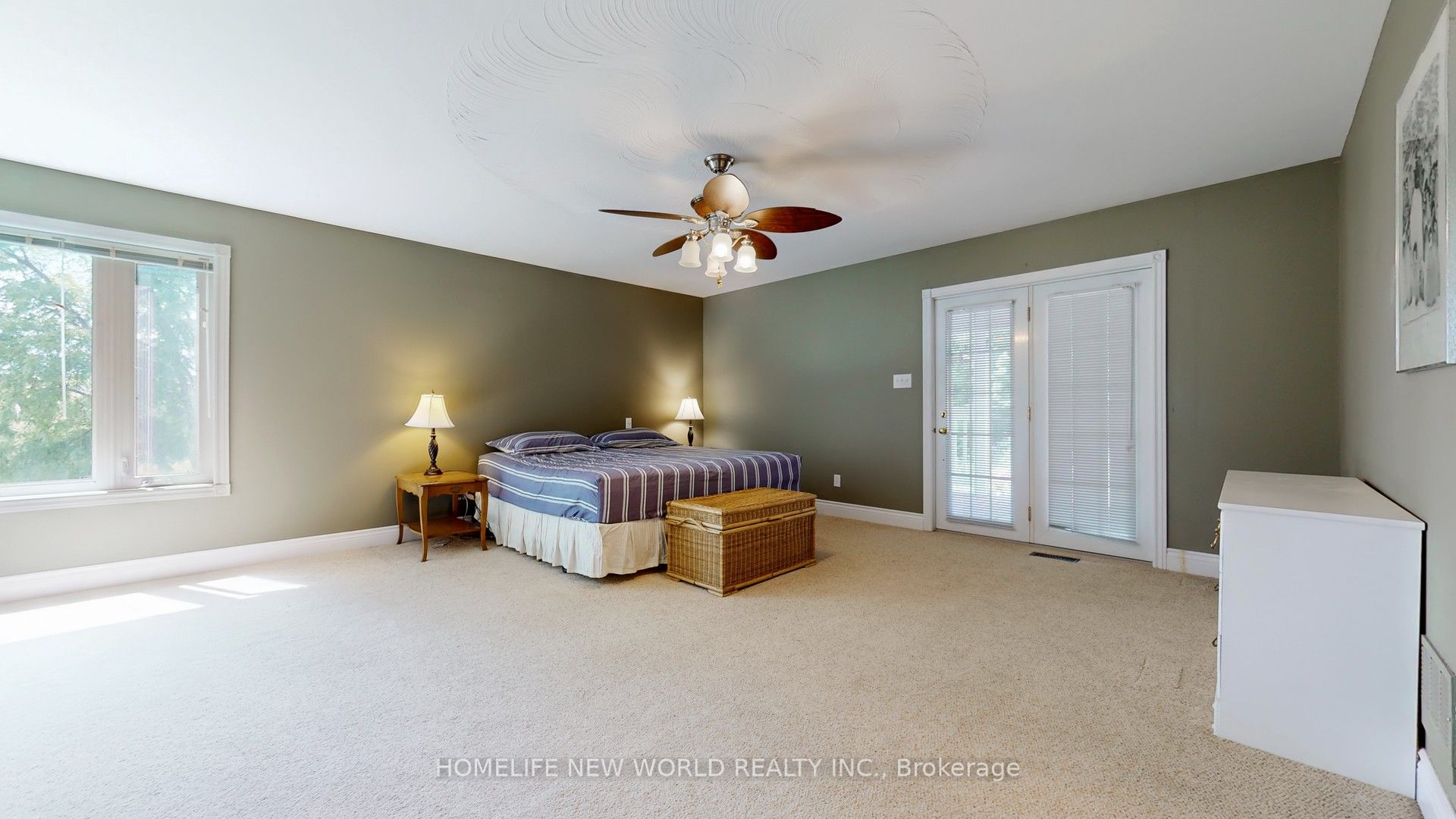 18770 Leslie Street Property Photo 18