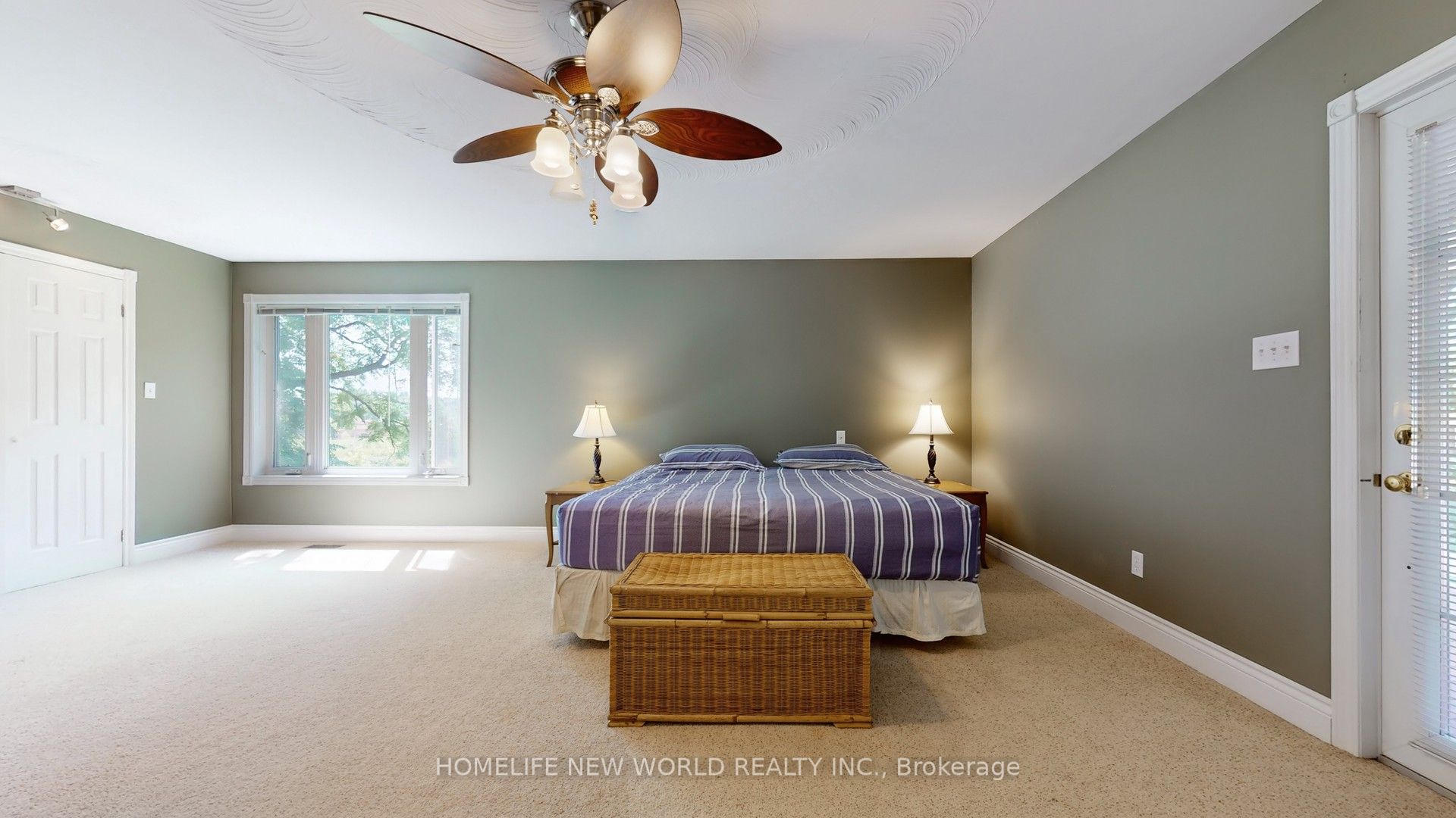 18770 Leslie Street Property Photo 19