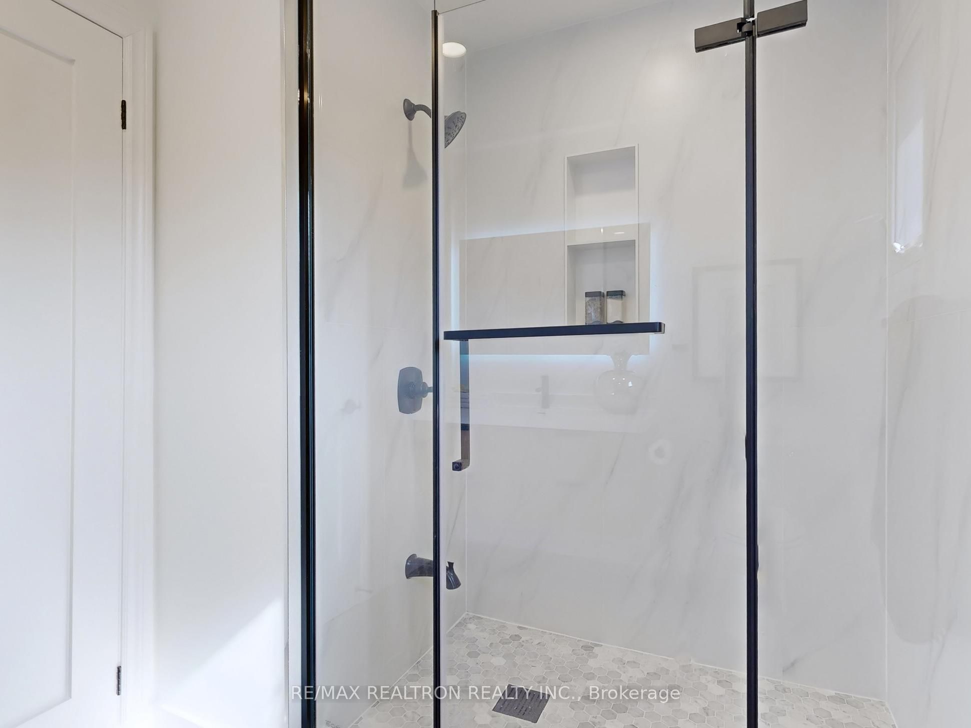 66 Chant Crescent Property Photo 28