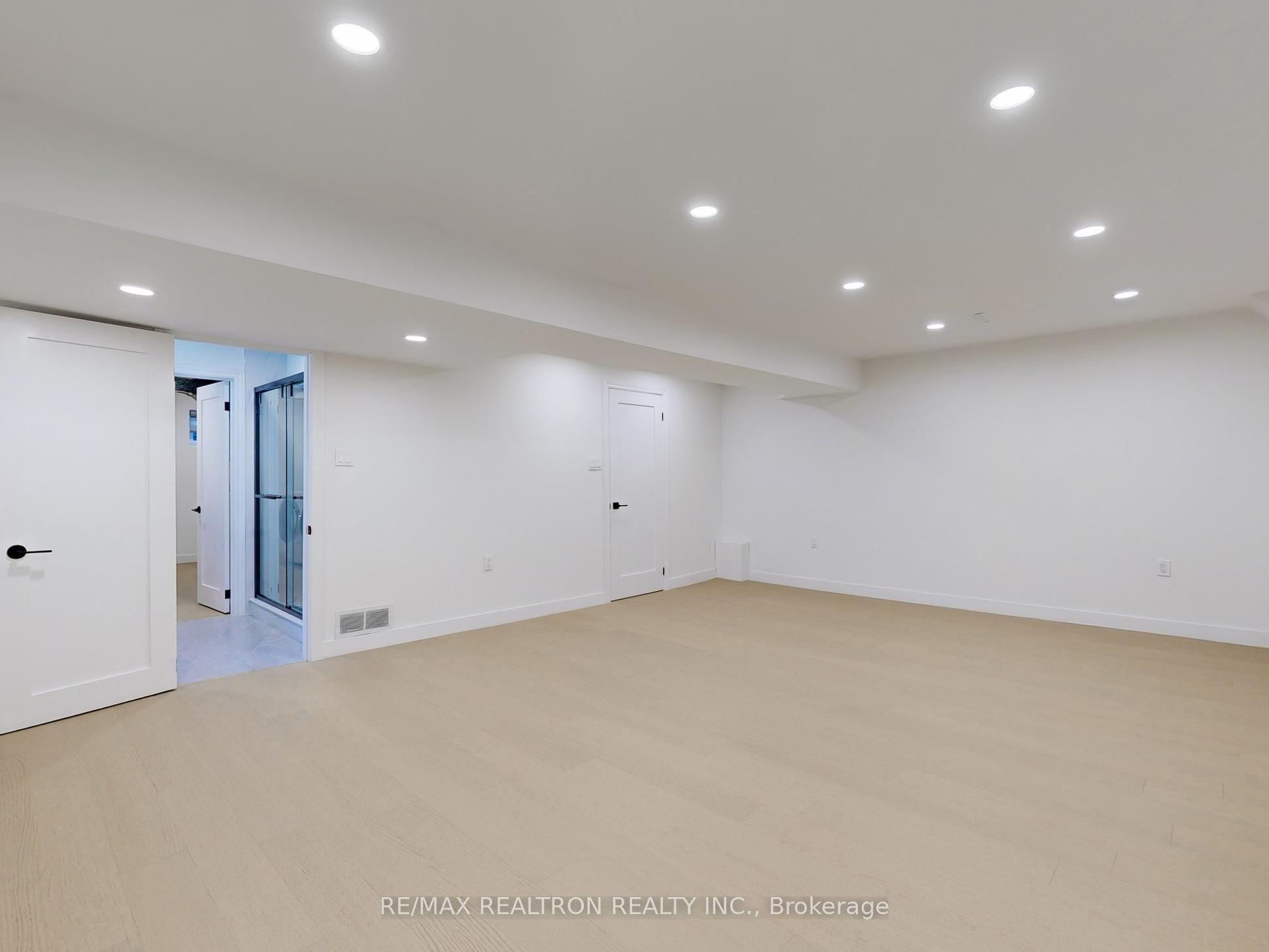 66 Chant Crescent Property Photo 33