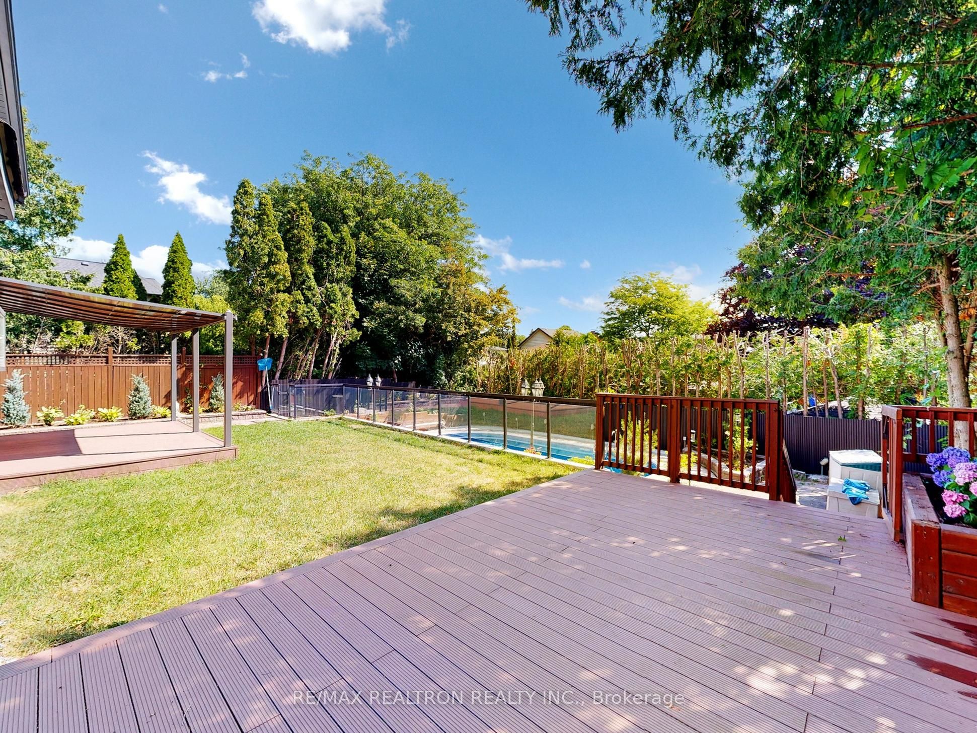 66 Chant Crescent Property Photo 44