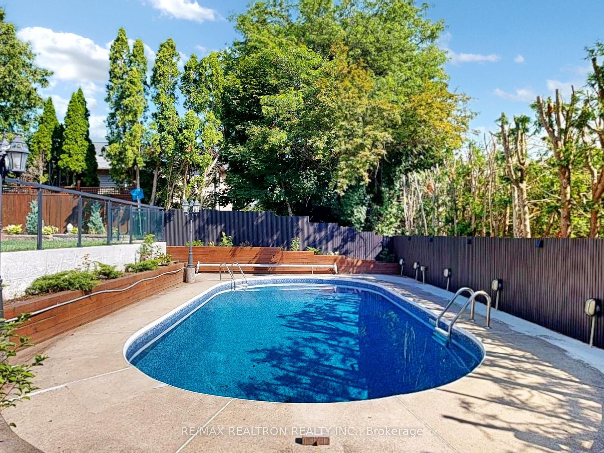 66 Chant Crescent Property Photo 46