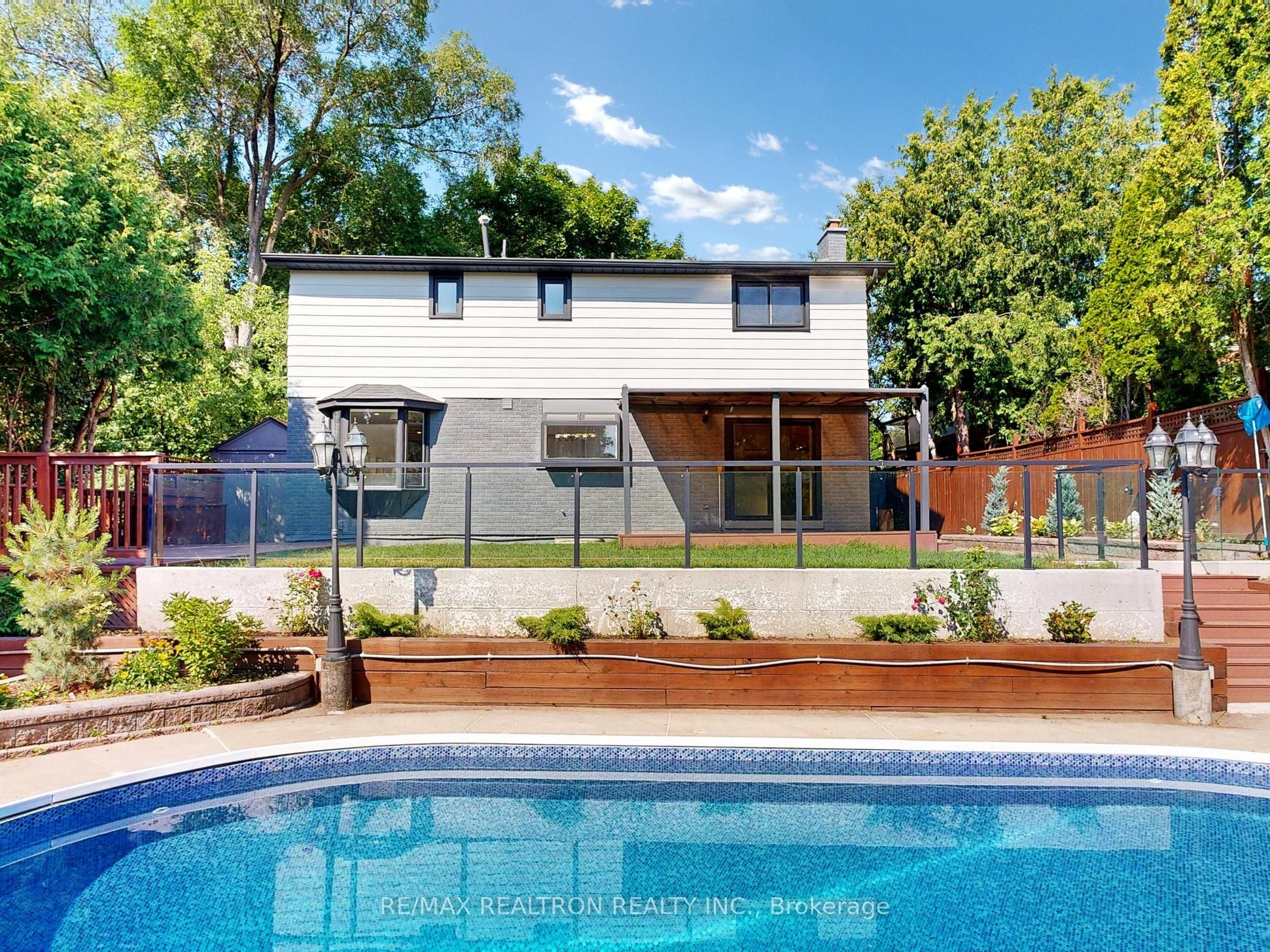 66 Chant Crescent Property Photo 47