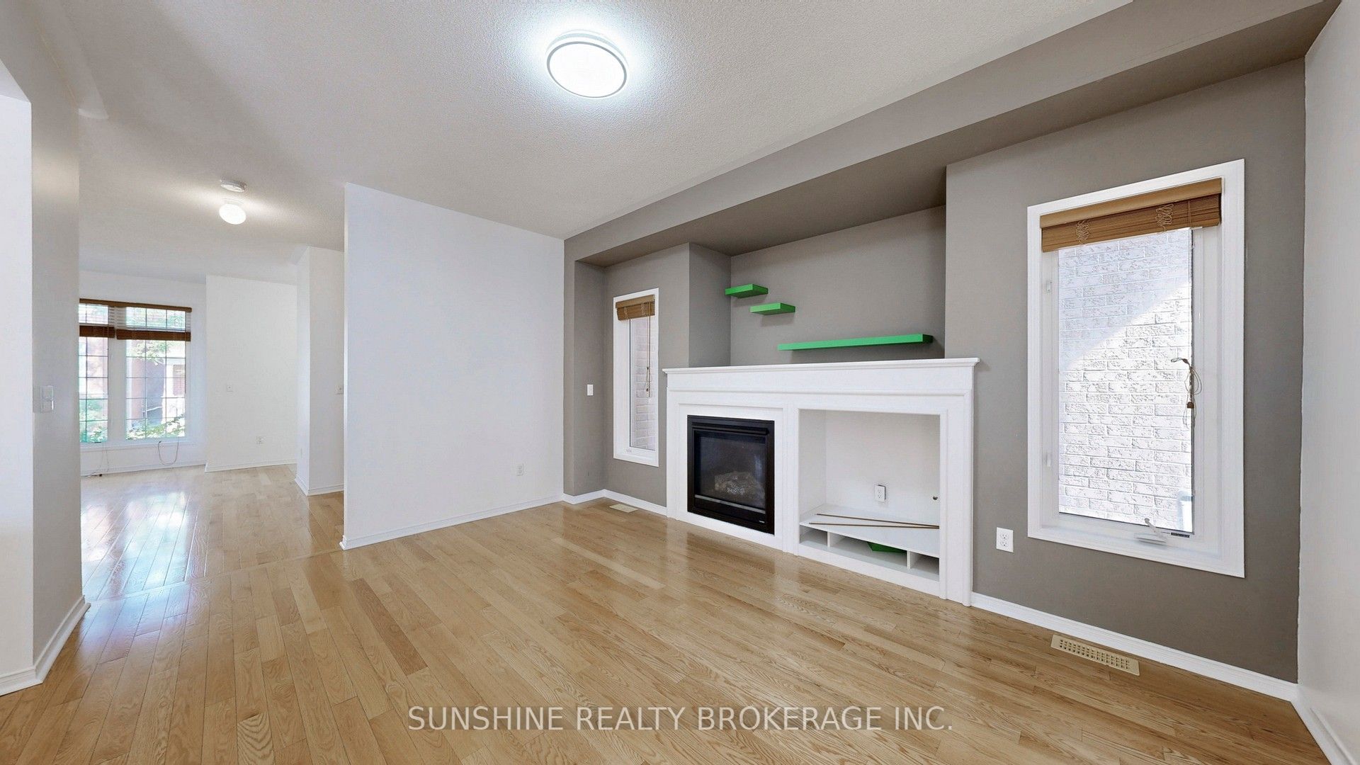 27 Harlan Street Property Photo 9