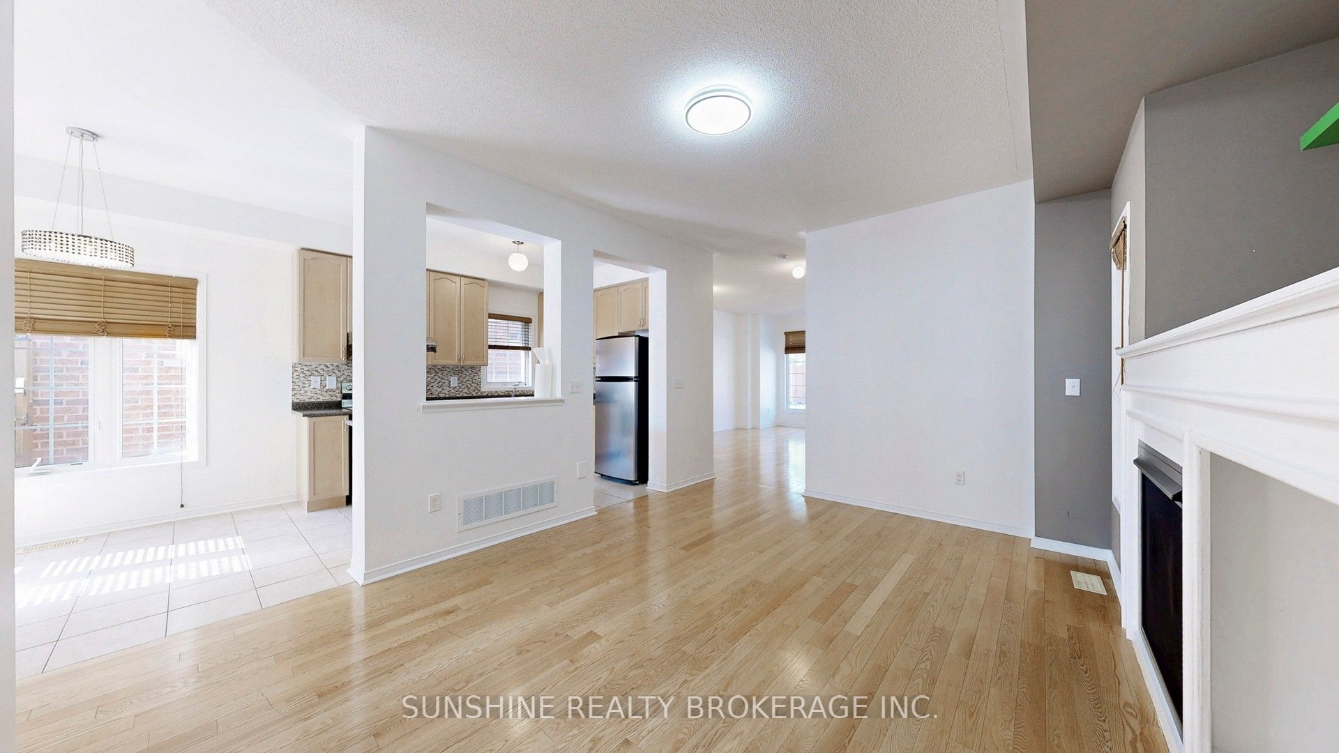 27 Harlan Street Property Photo 10