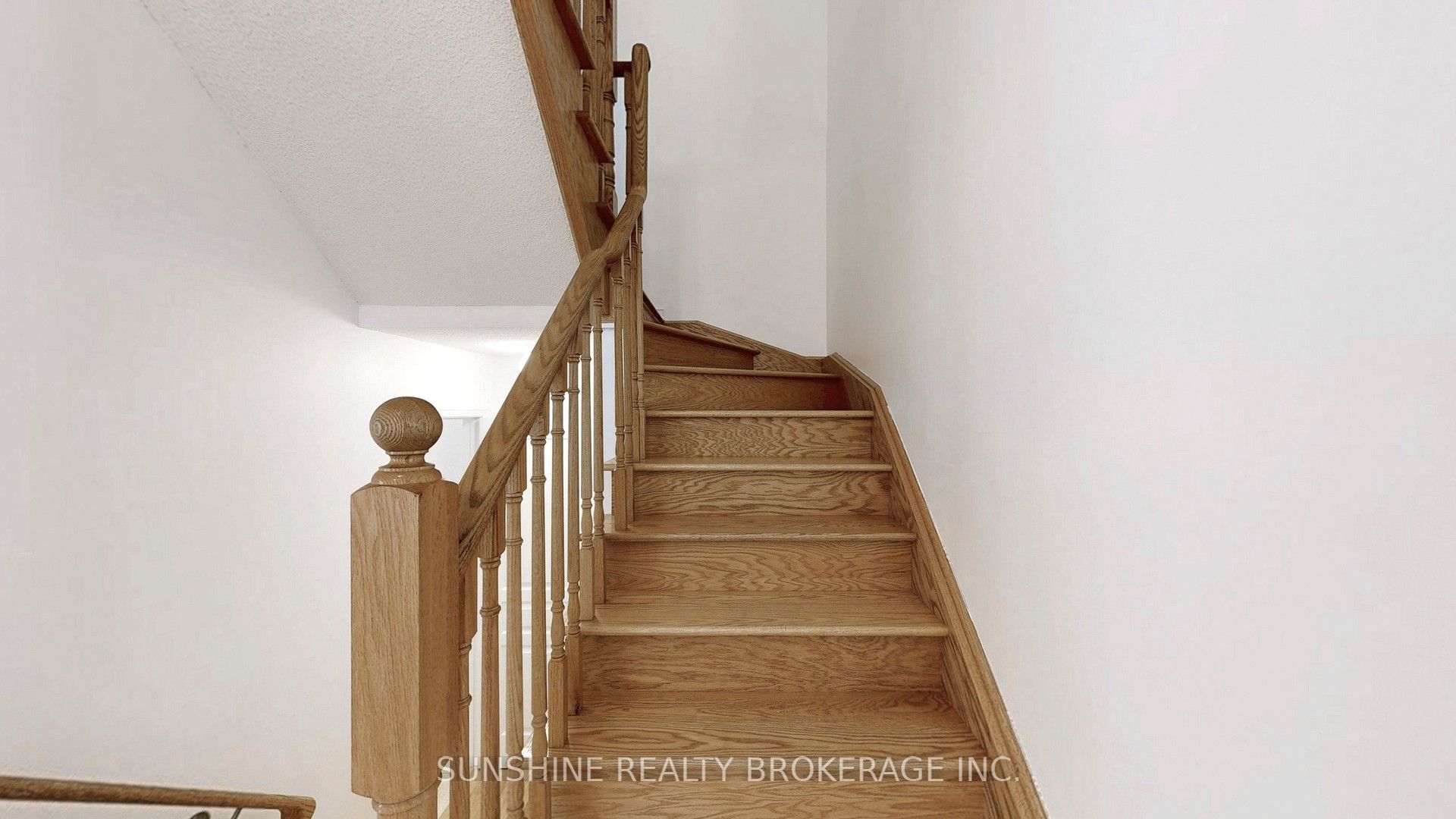 27 Harlan Street Property Photo 16