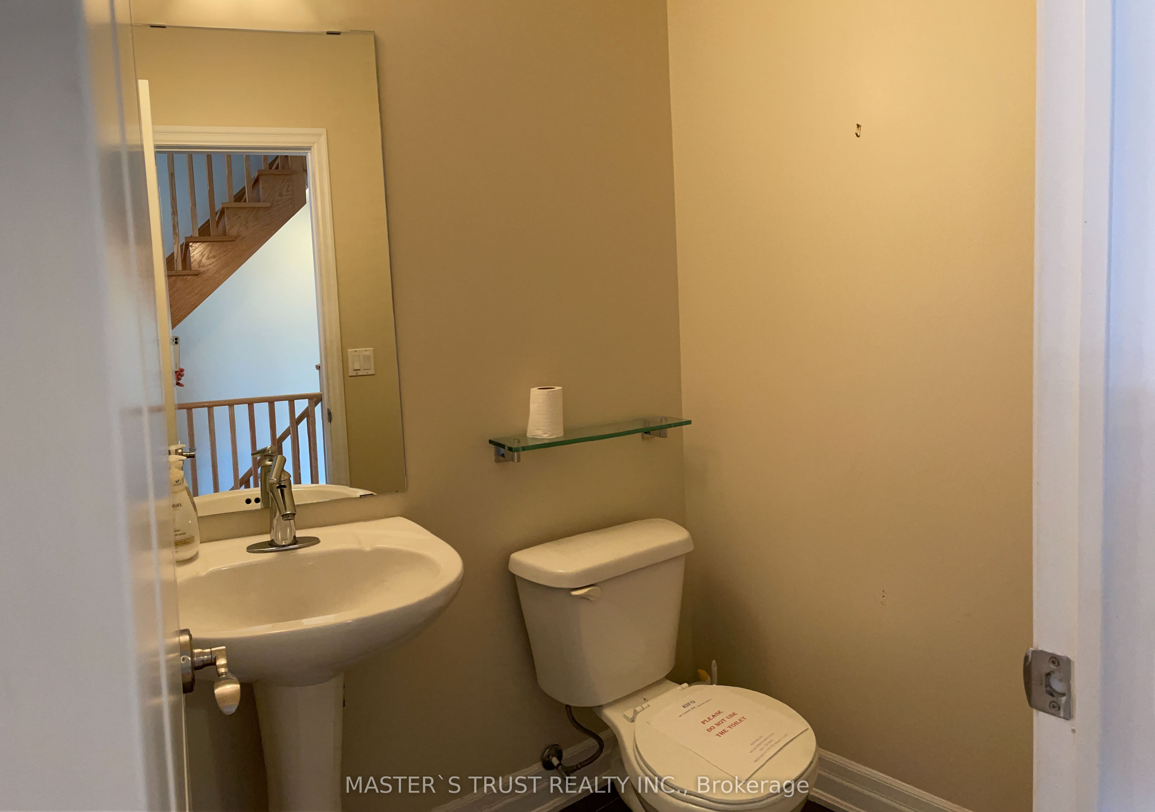 27 Beverley Glen Boulevard Property Photo 18