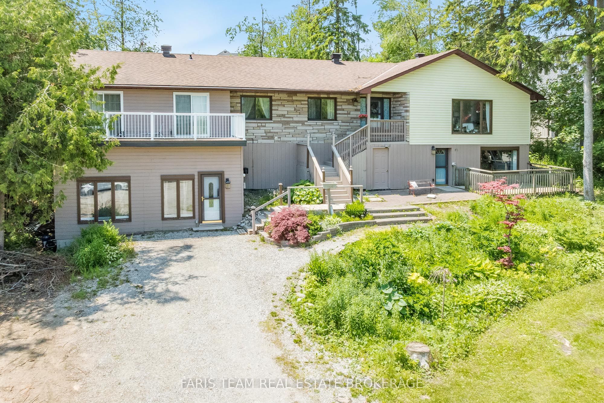 6234 Yonge St Property Photo 1