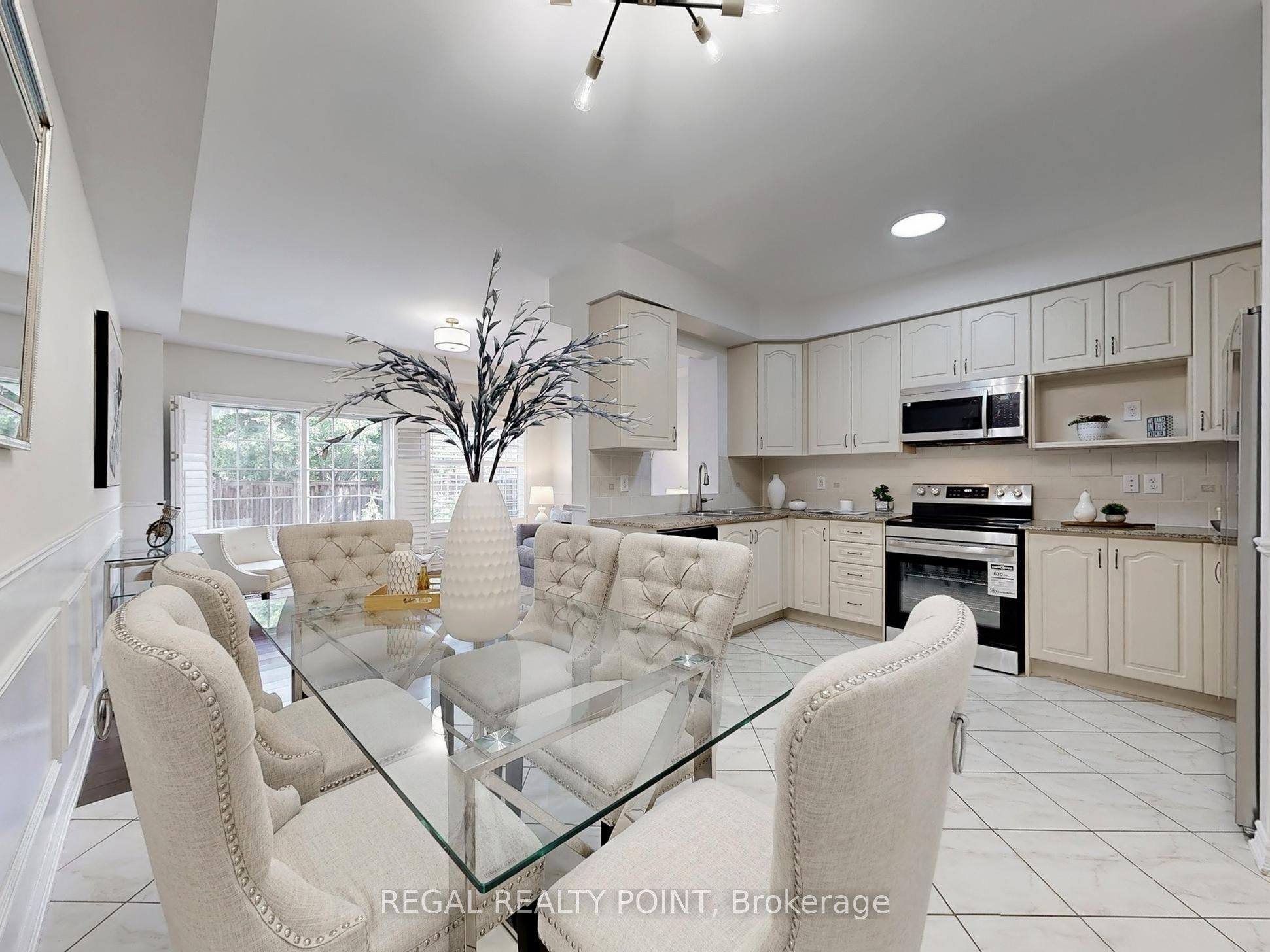 164 Wardlaw Place Property Photo 5